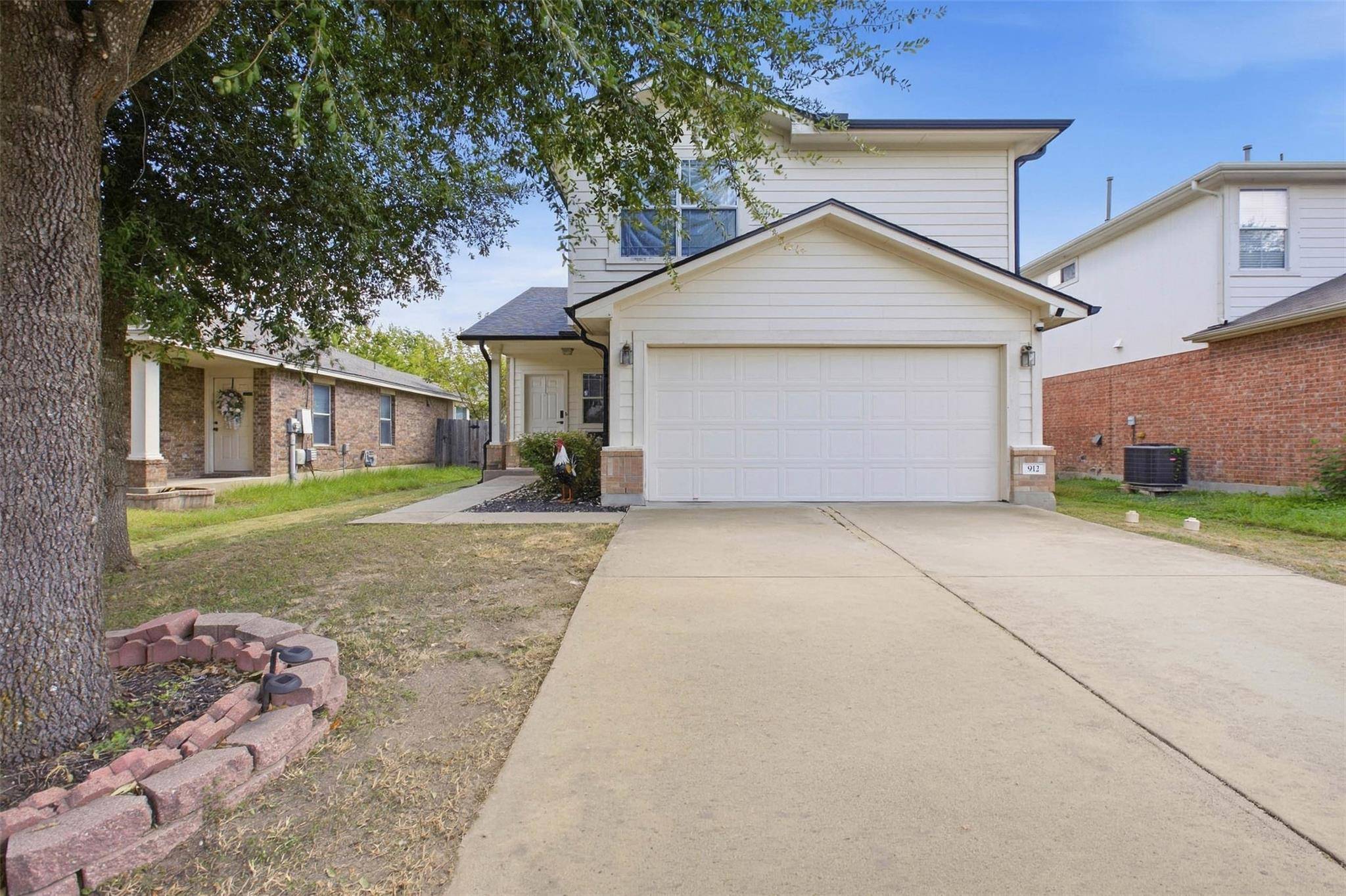 912 Sweet Leaf LN, Pflugerville, TX 78660