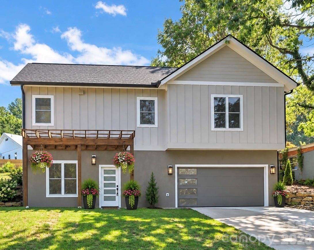 34 Mountain View RD, Asheville, NC 28805