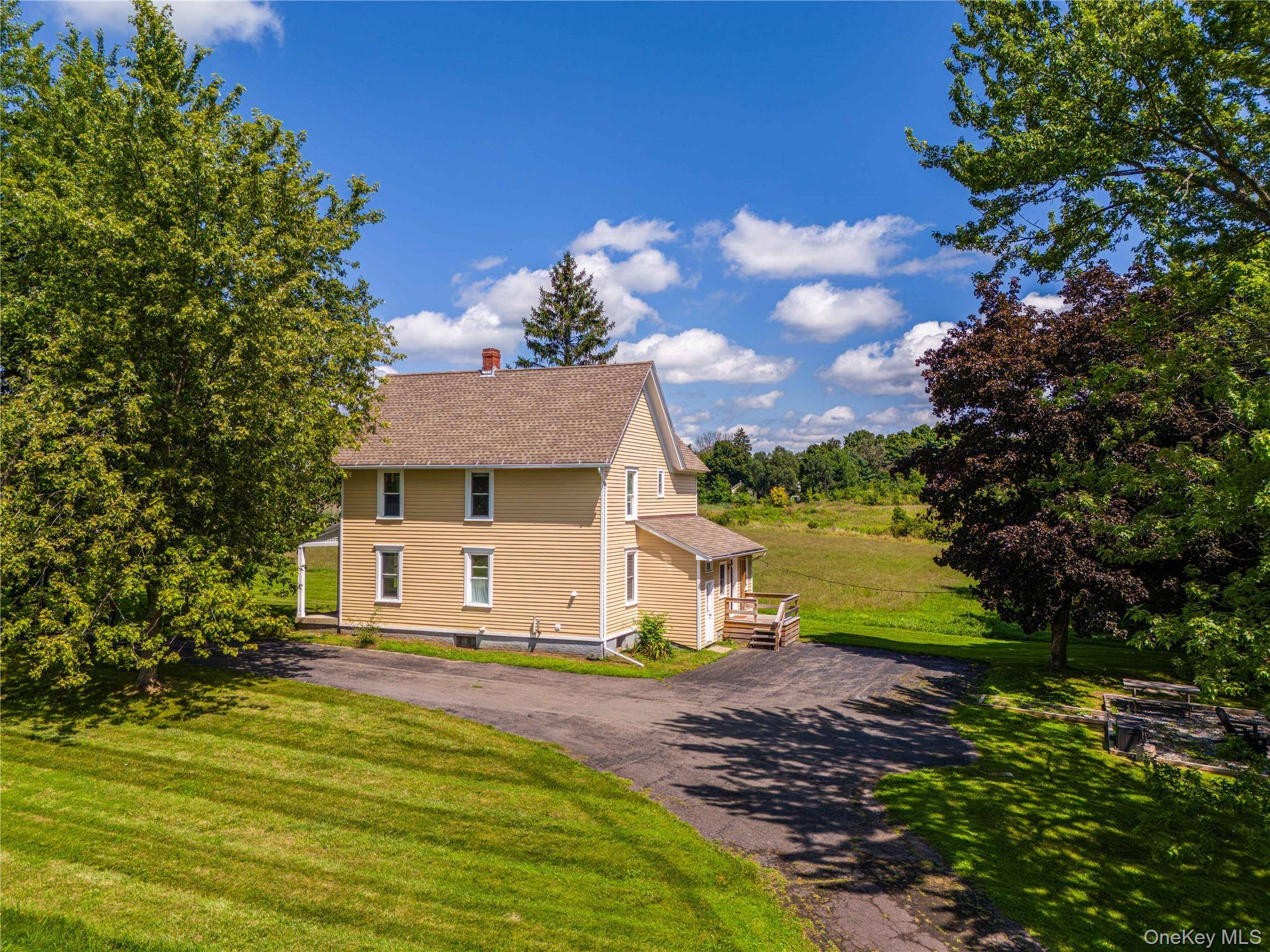 725 Route 66, Hudson, NY 12534