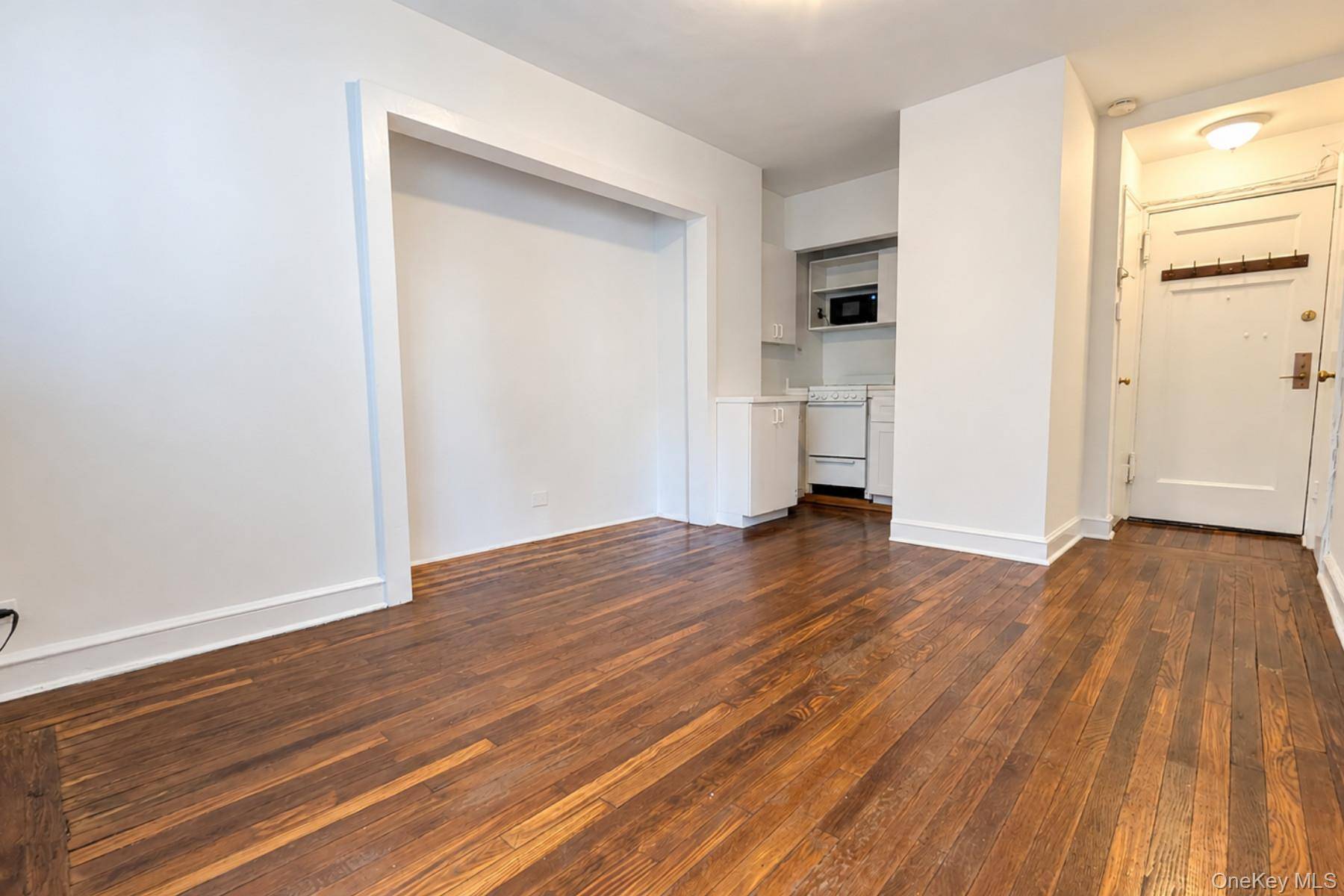 5 Tudor City PL #2106, New York (manhattan), NY 10017