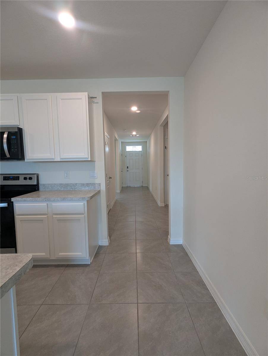1903 HENIN CIR, Tavares, FL 32778