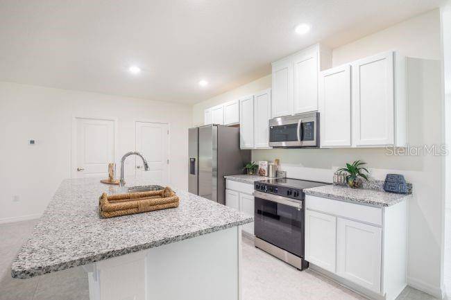 24 RAMROCK LN, Palm Coast, FL 32137
