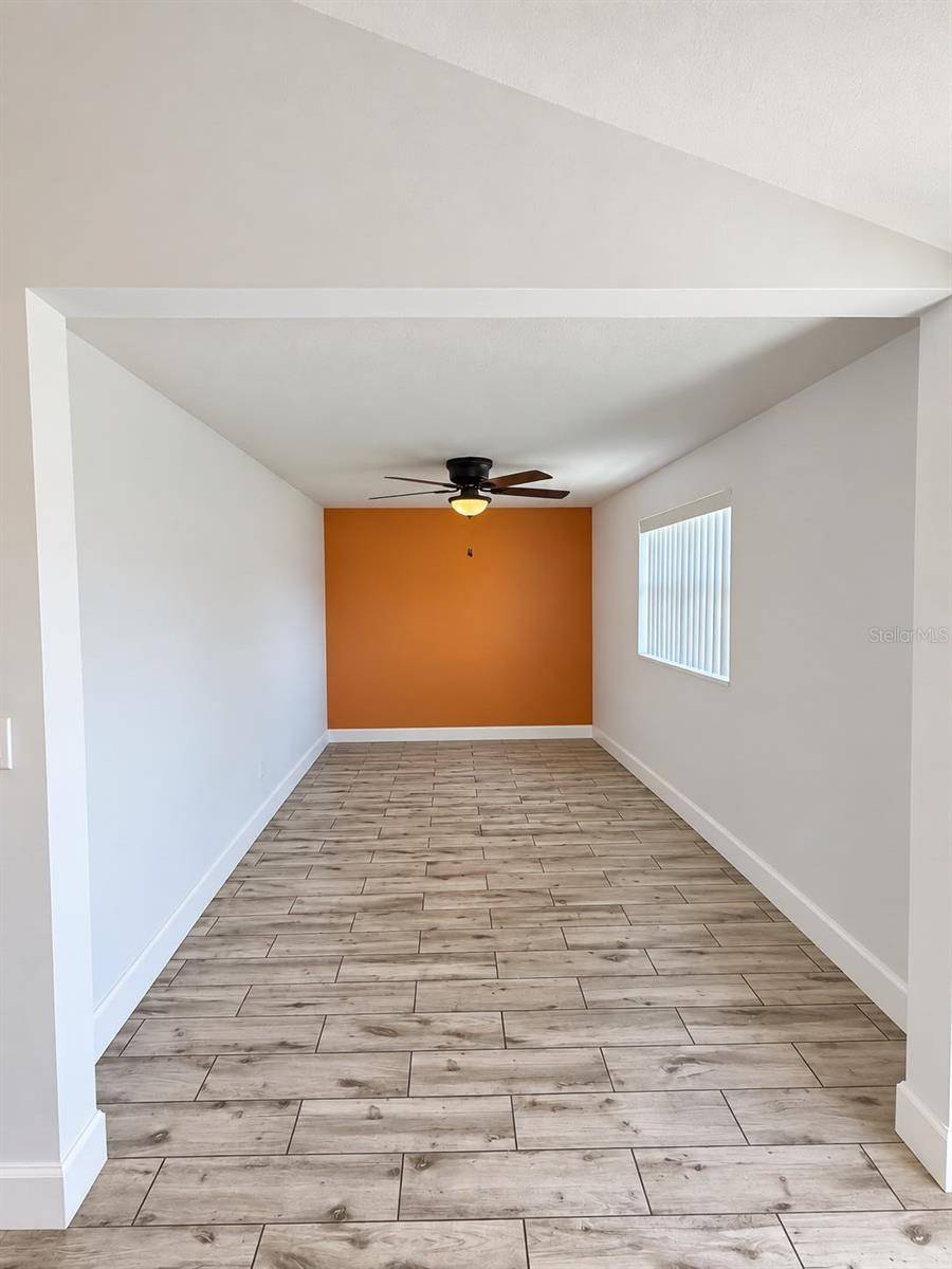 9408 ROSEBURY CT, Tampa, FL 33615