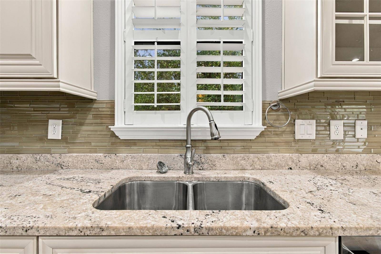 8021 WHITETAIL DEER WAY, Tampa, FL 33635