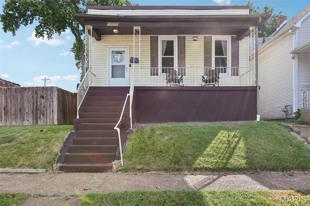 5108 Cologne AVE, St Louis, MO 63116