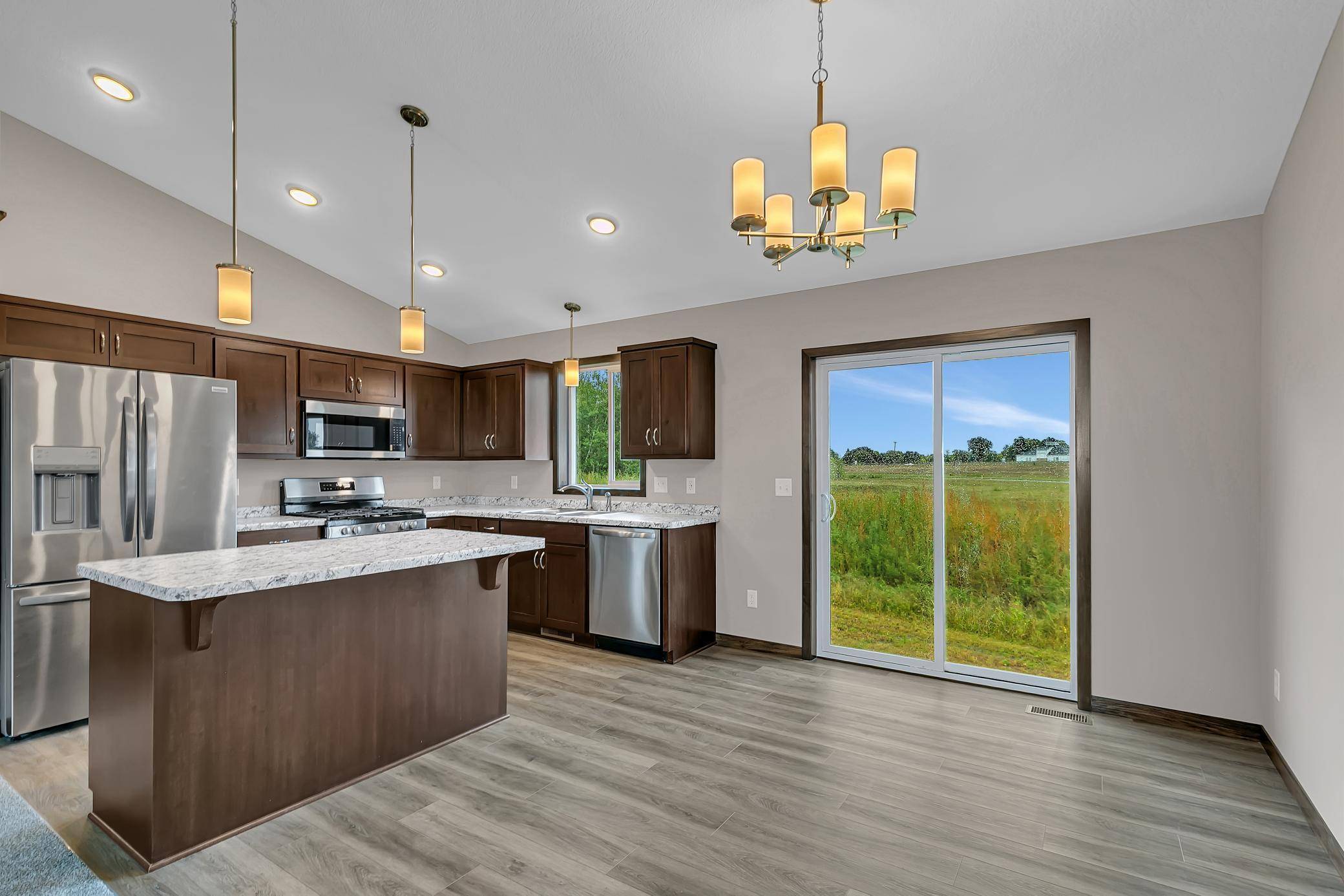 1804 Oak Pond DR NW, Sauk Rapids, MN 56379