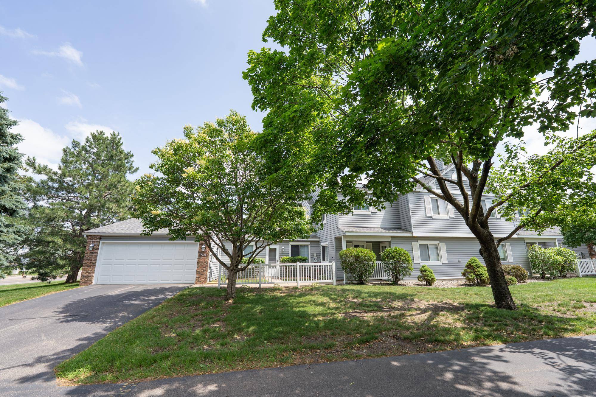 7732 157th ST W, Apple Valley, MN 55124