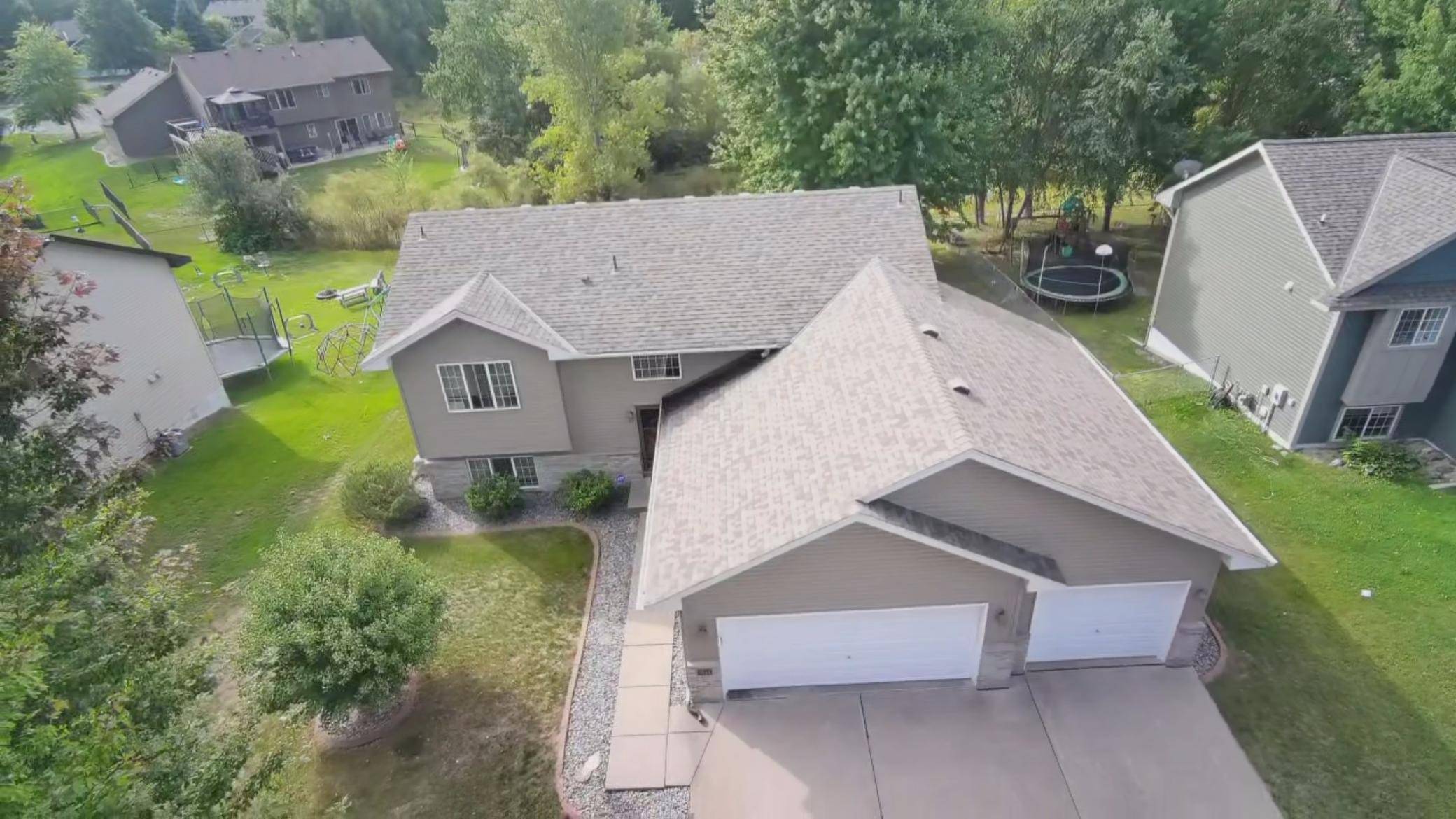 7944 Highland DR, Lino Lakes, MN 55014