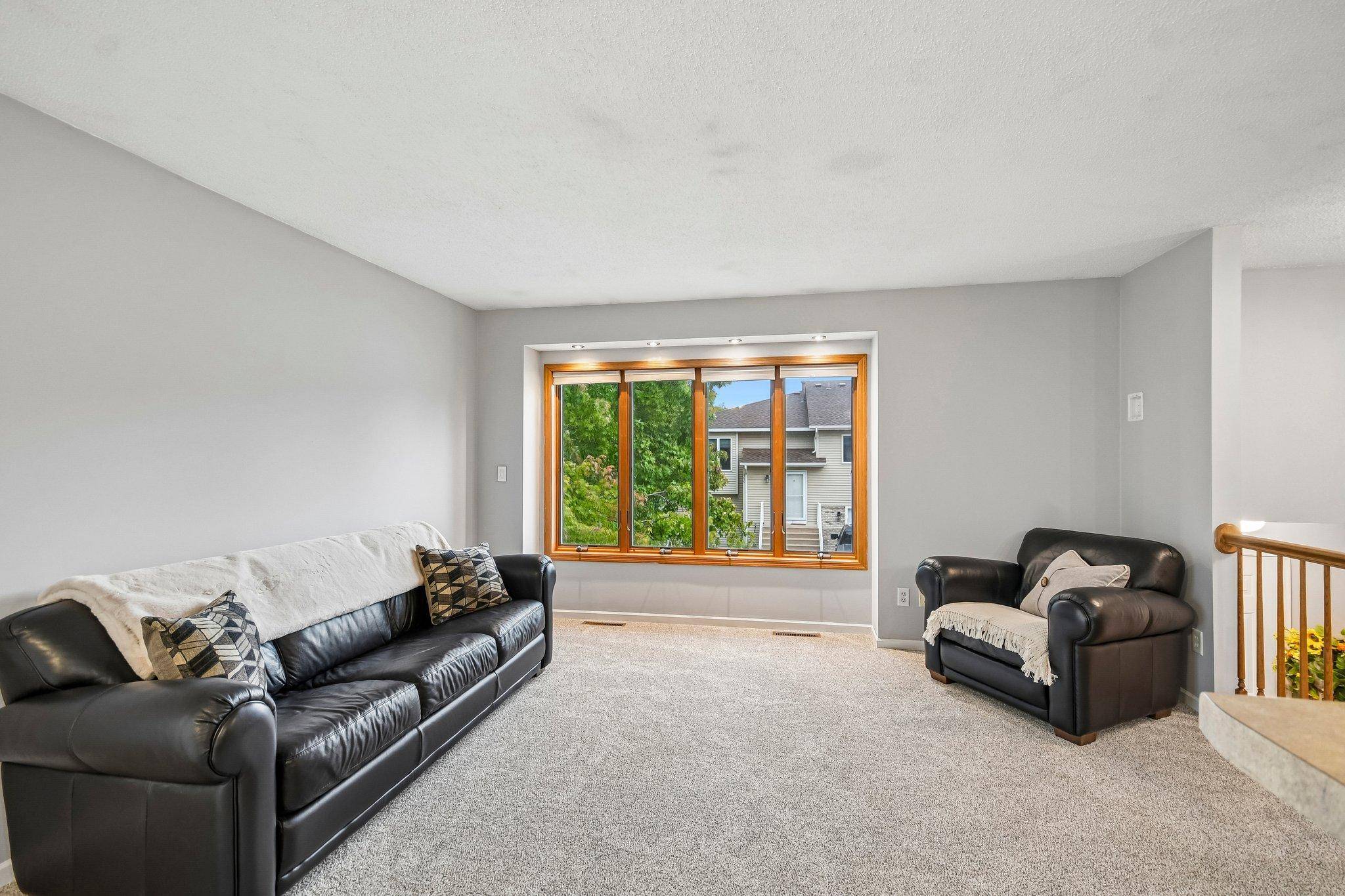 178 Sieben Crest LN, Hastings, MN 55033
