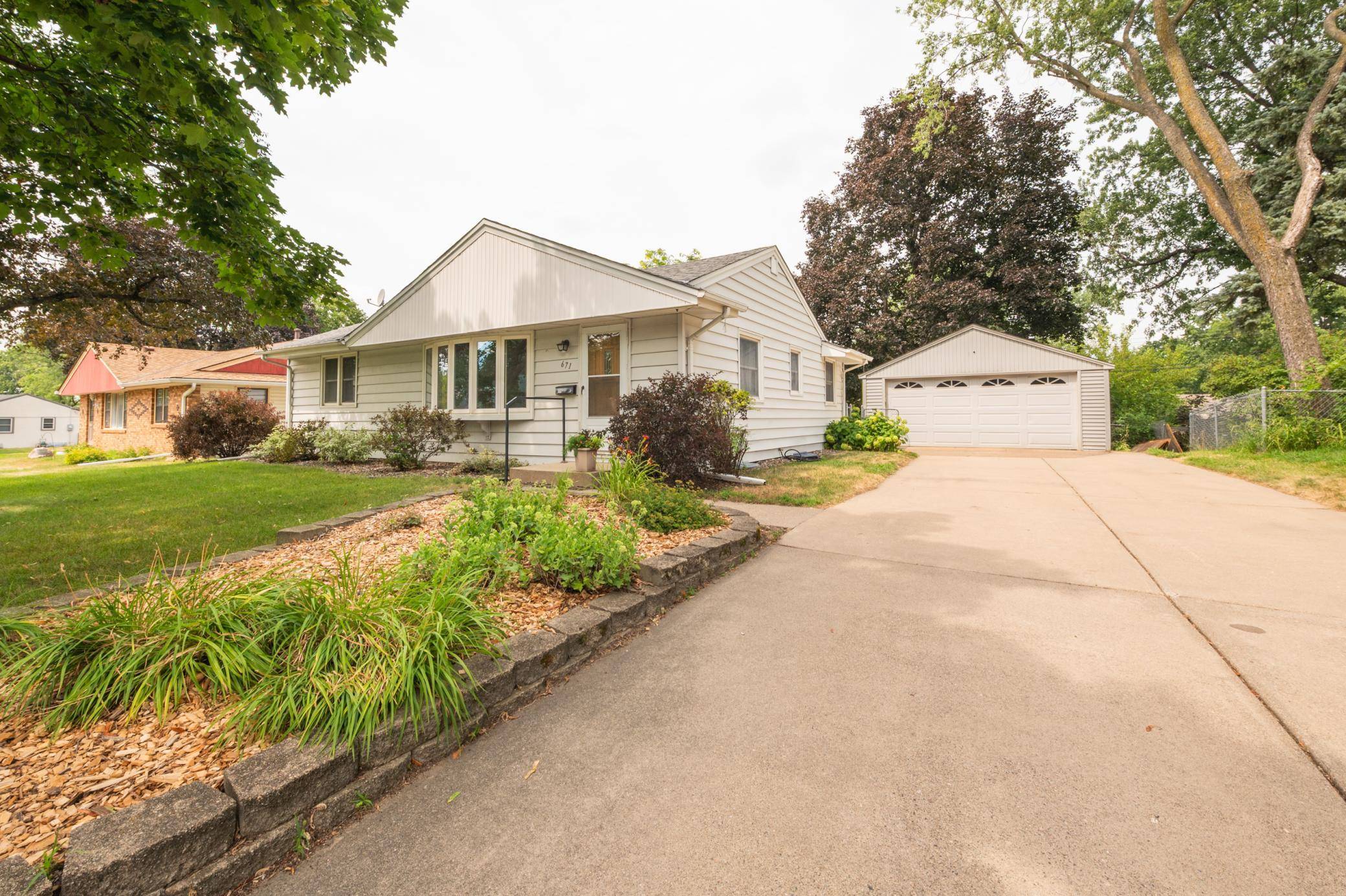 671 58th AVE NE, Fridley, MN 55432