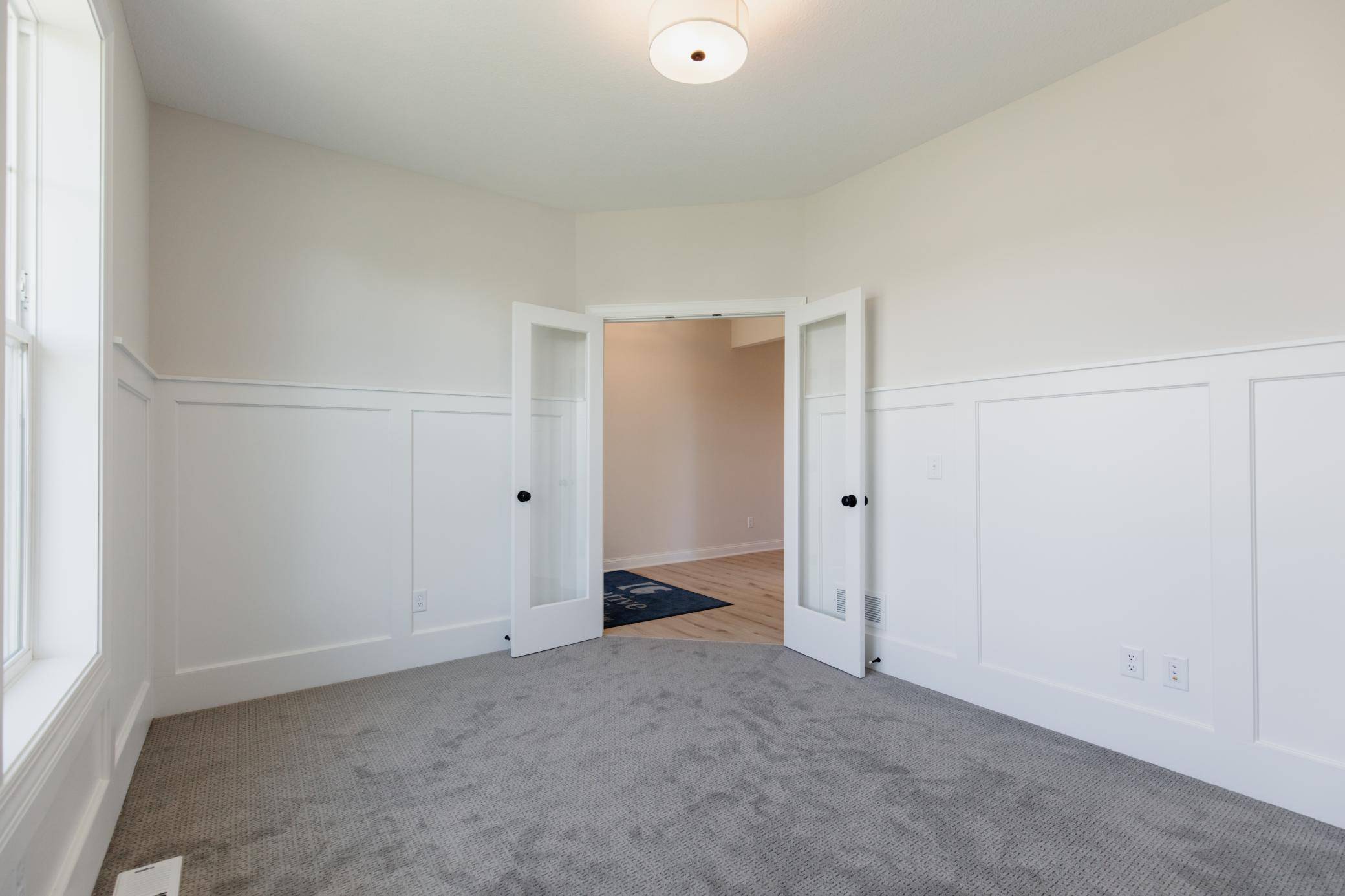 4817 127th CIR NE, Blaine, MN 55449