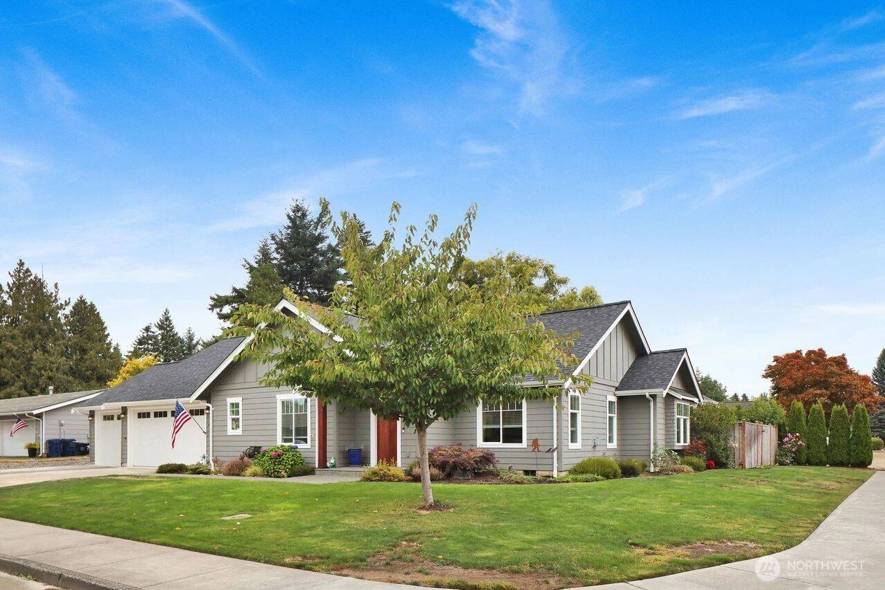1200 W Park ST, Lynden, WA 98264
