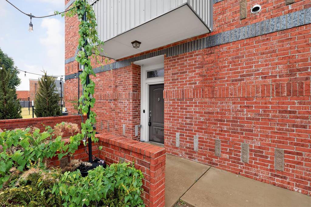 471 S Fretz AVE, Edmond, OK 73003