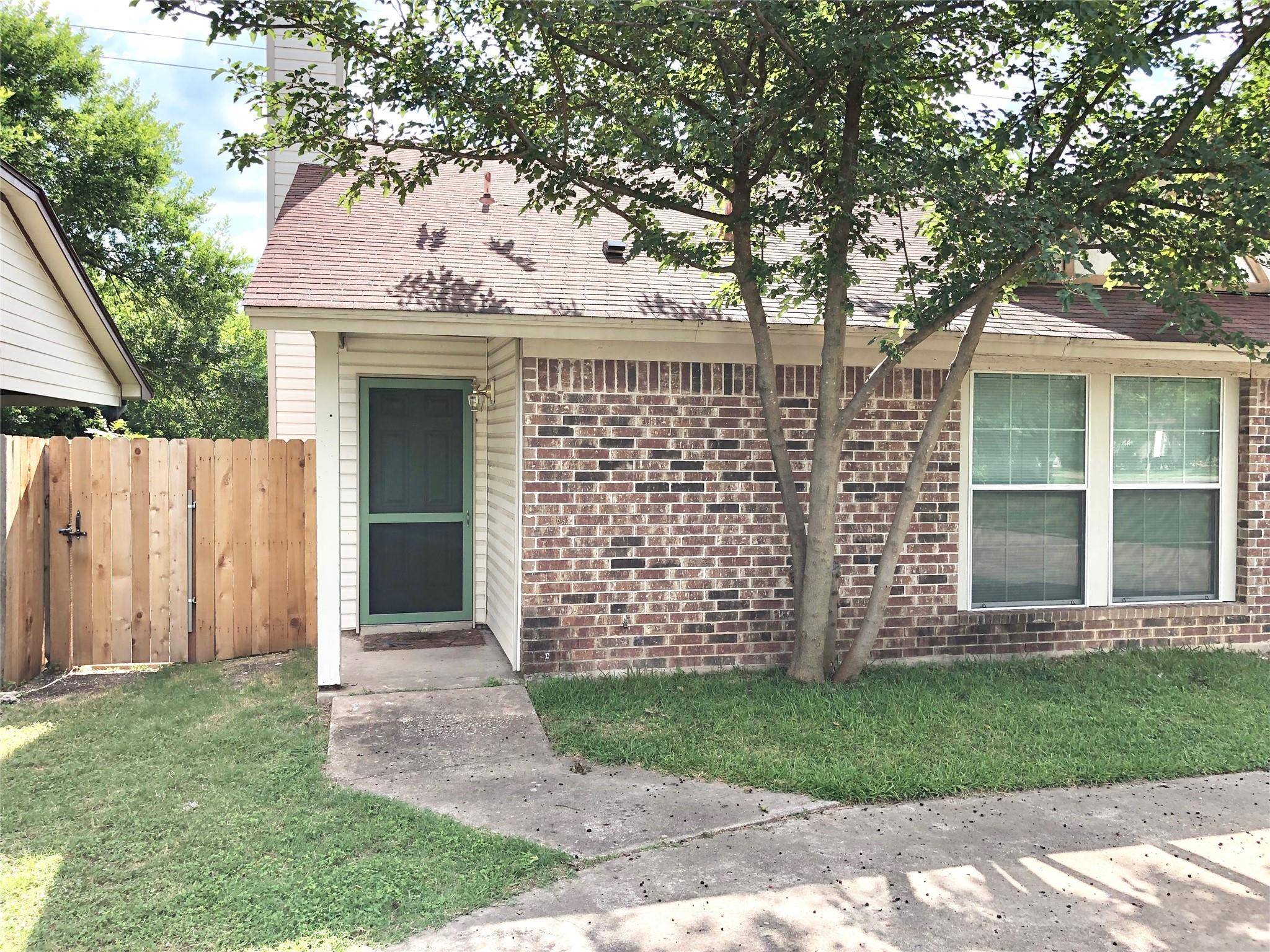 10302 Annie Oakley TRL #A, Austin, TX 78753