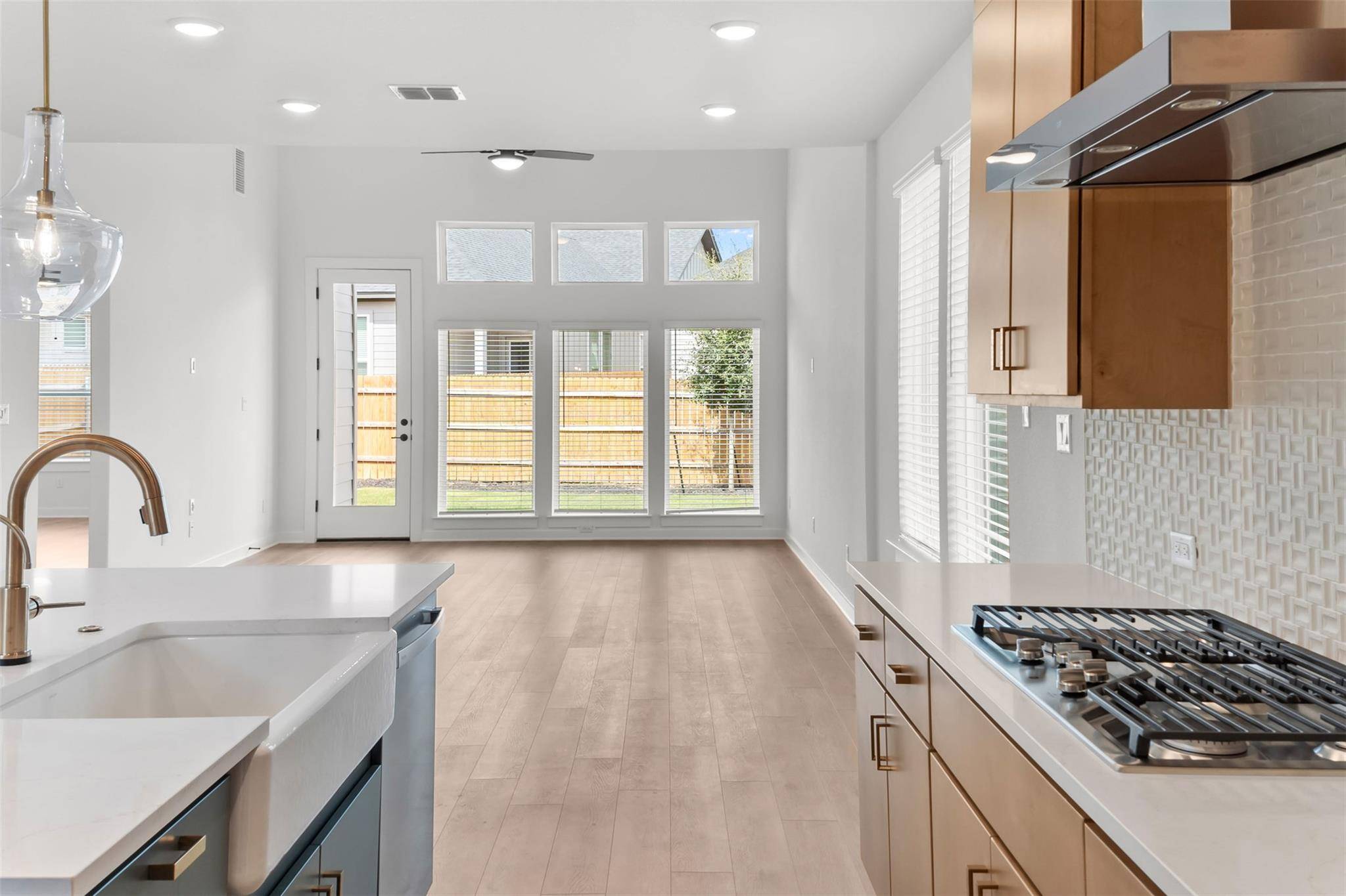1129 N Roger Hanks PKWY #A, Dripping Springs, TX 78620
