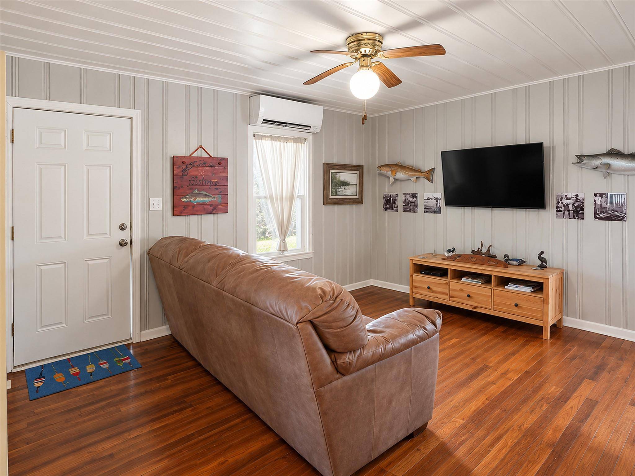 1322 Omohundro ST, Rockport, TX 78382