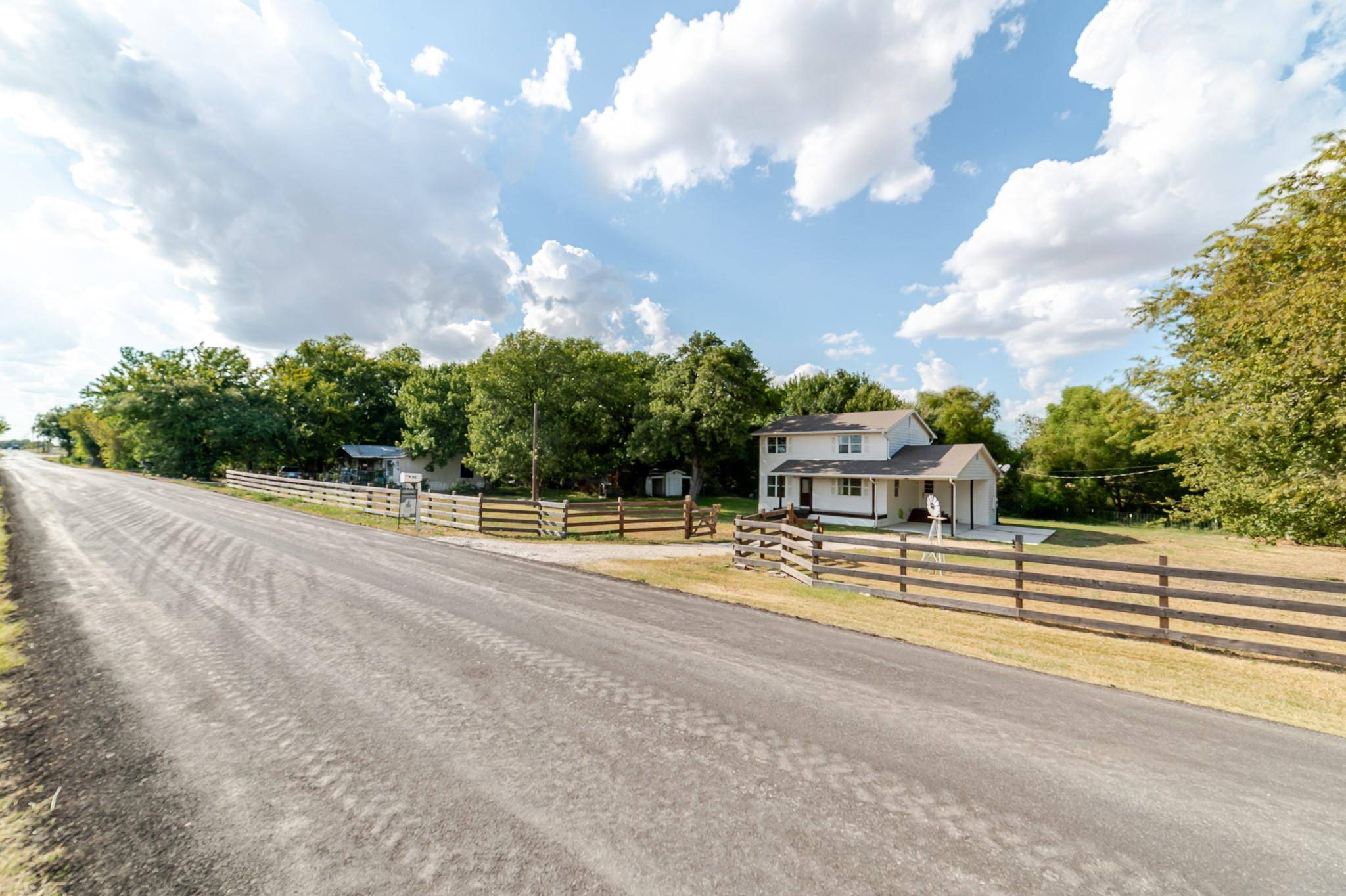 93 County Road 130, Georgetown, TX 78626