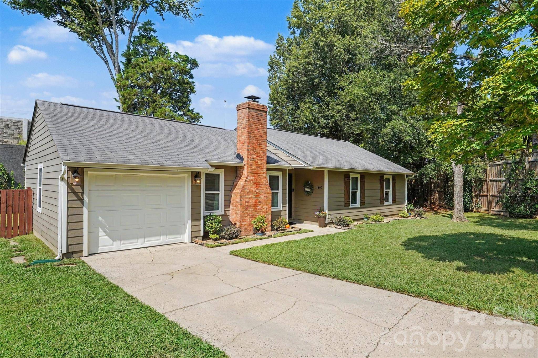 11407 Treebark DR, Pineville, NC 28134