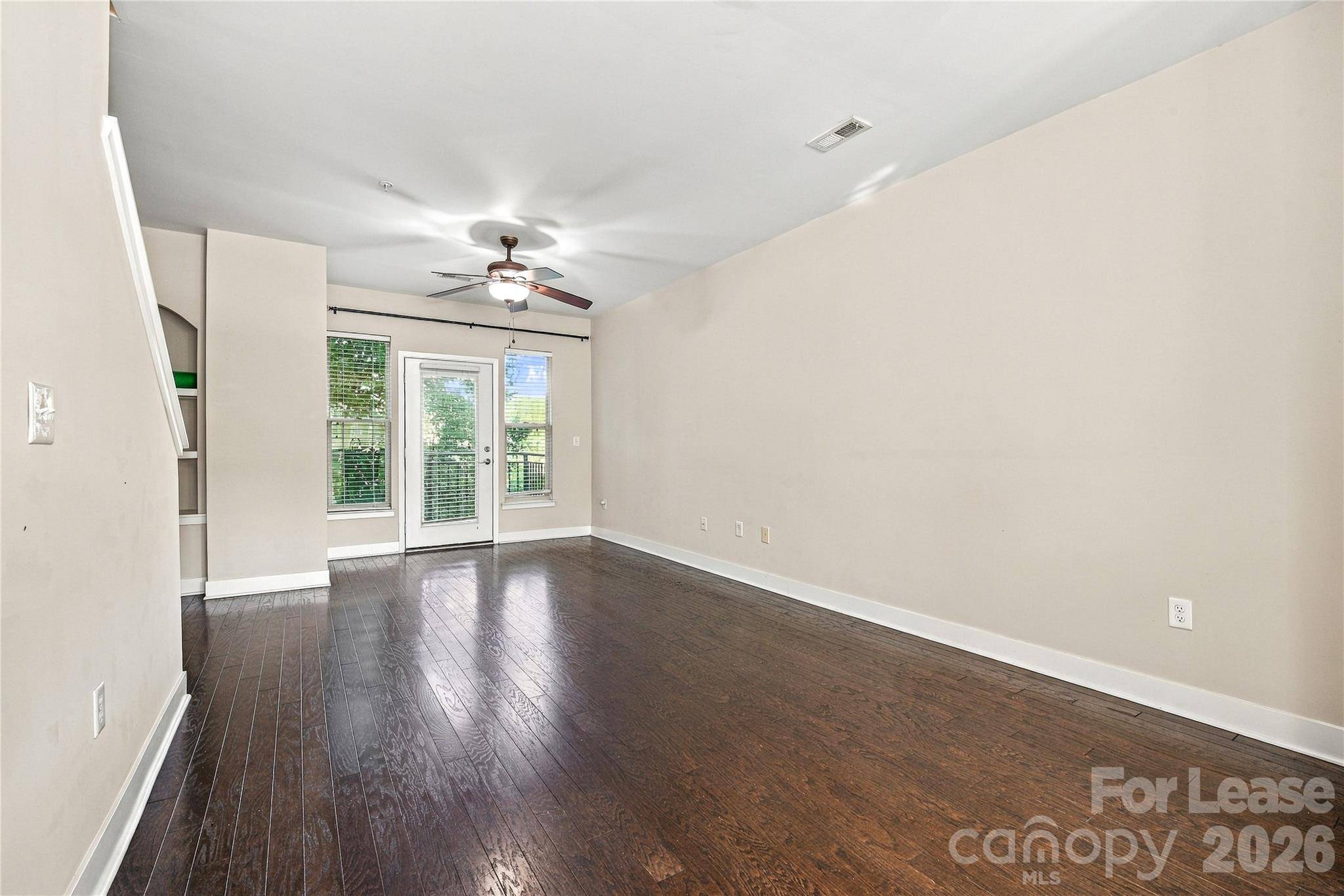 732 Seigle Point DR, Charlotte, NC 28204