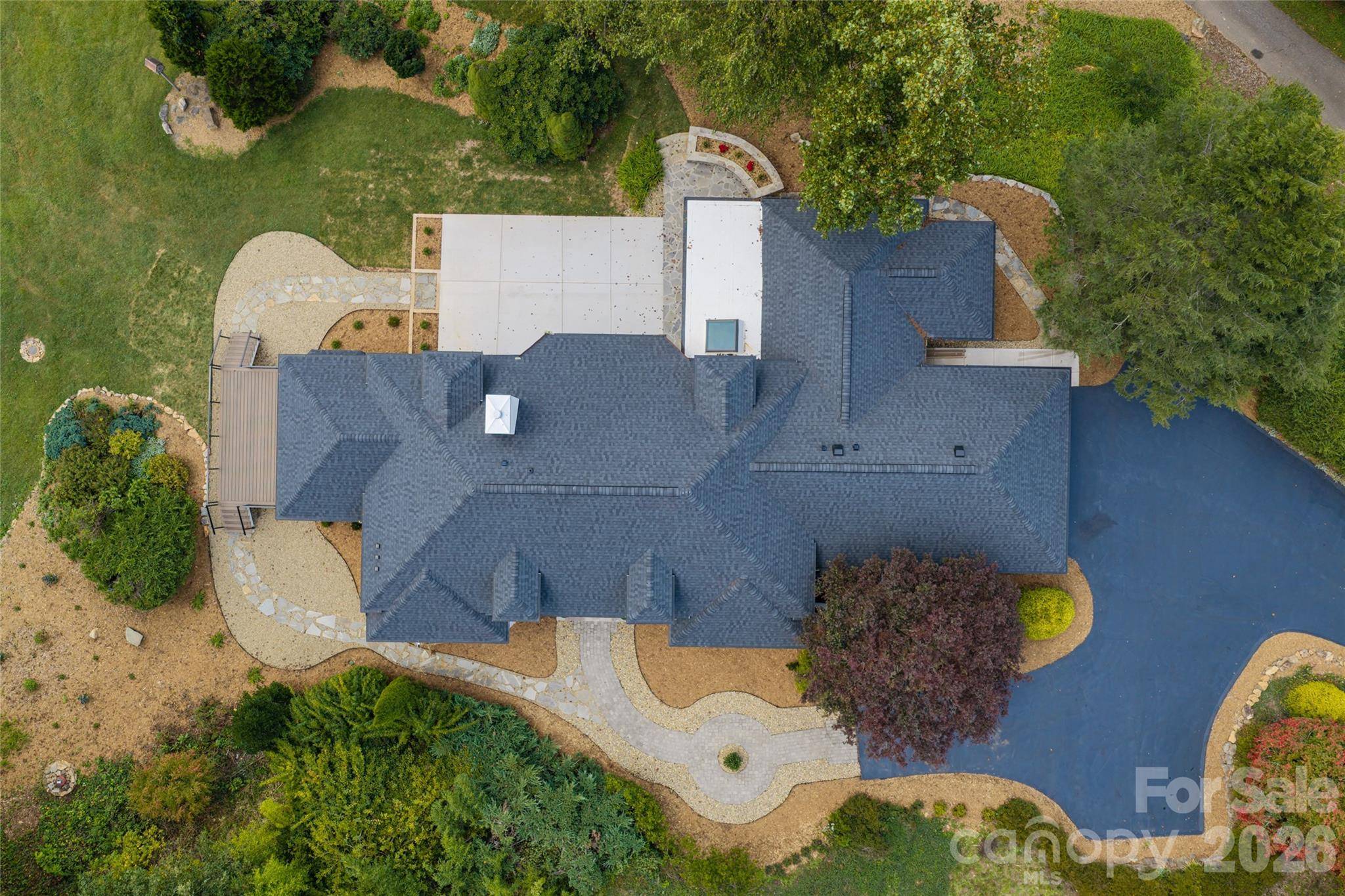 5 Meadow Ridge DR, Asheville, NC 28804