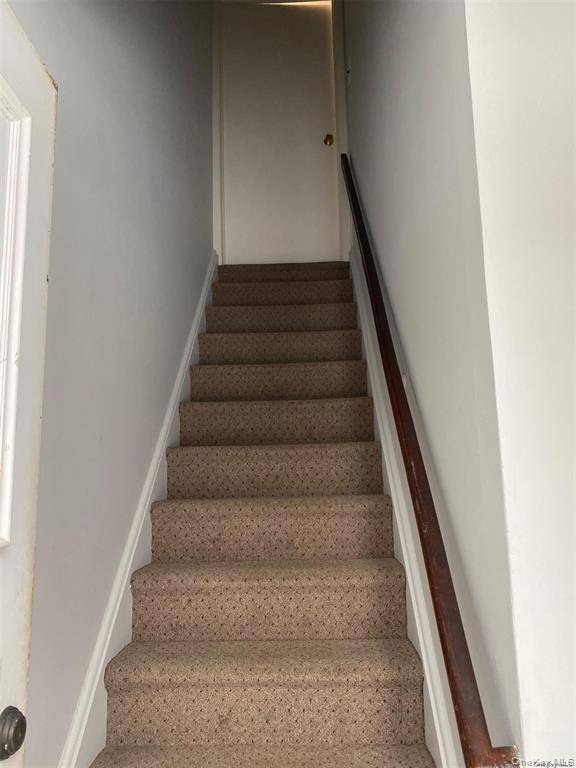 50 Grand PL, East Northport, NY 11731
