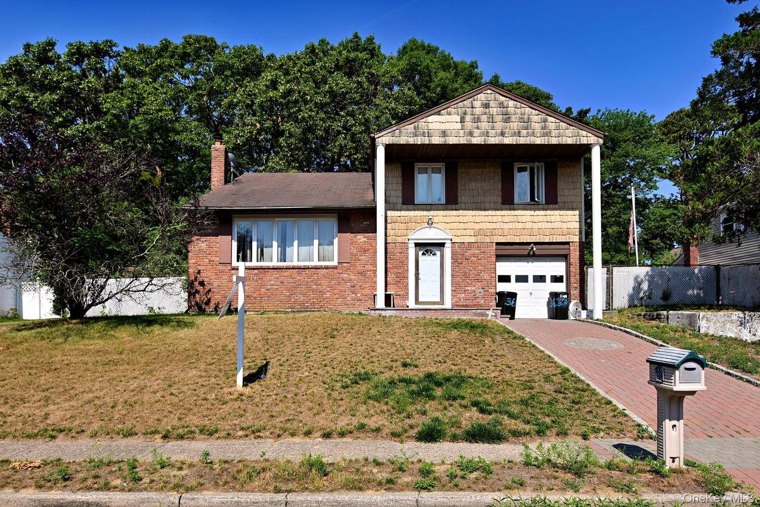 36 E Willow ST, Selden, NY 11784