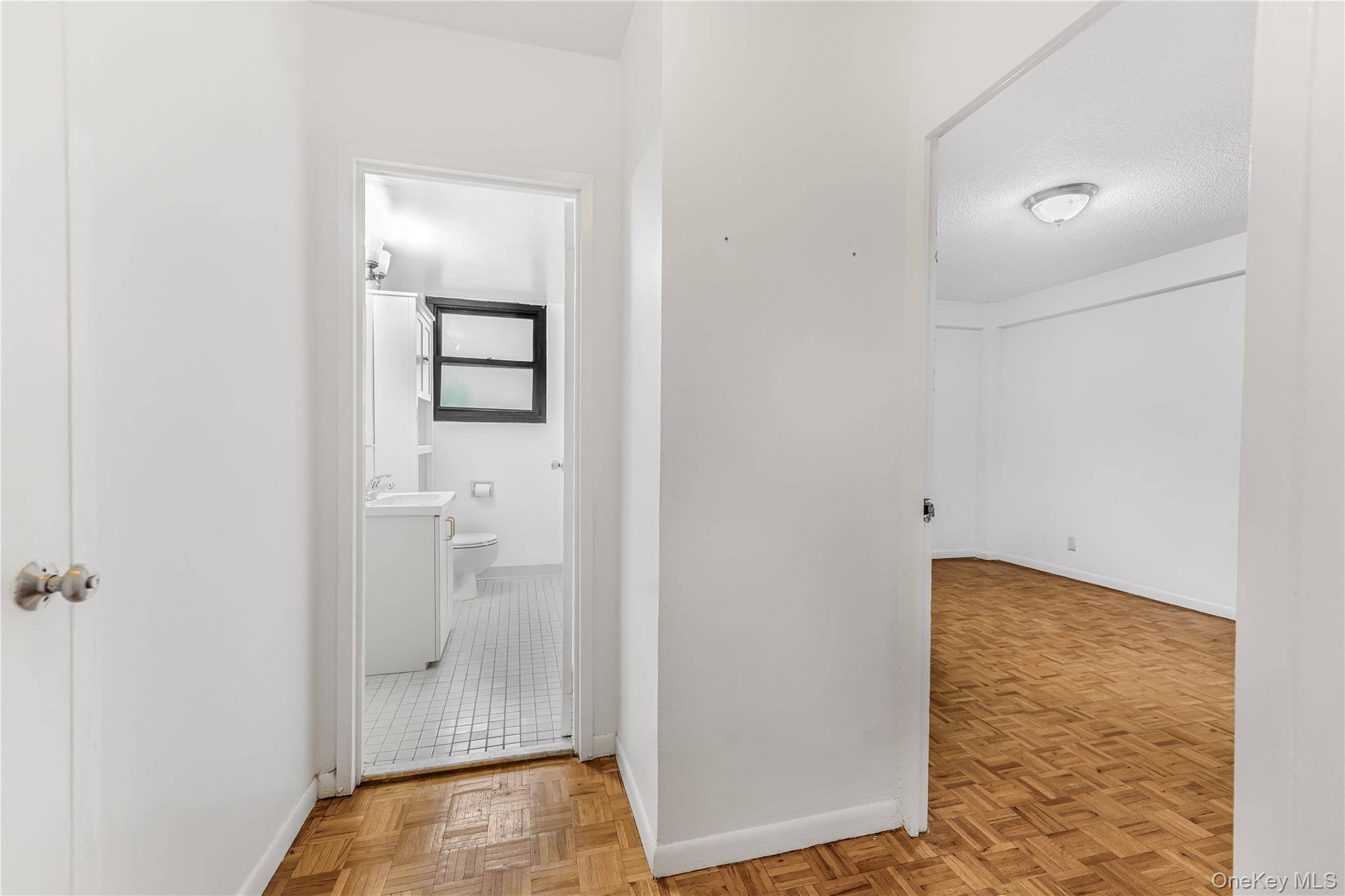 171 Pearsall #3H, Mount Vernon, NY 10552