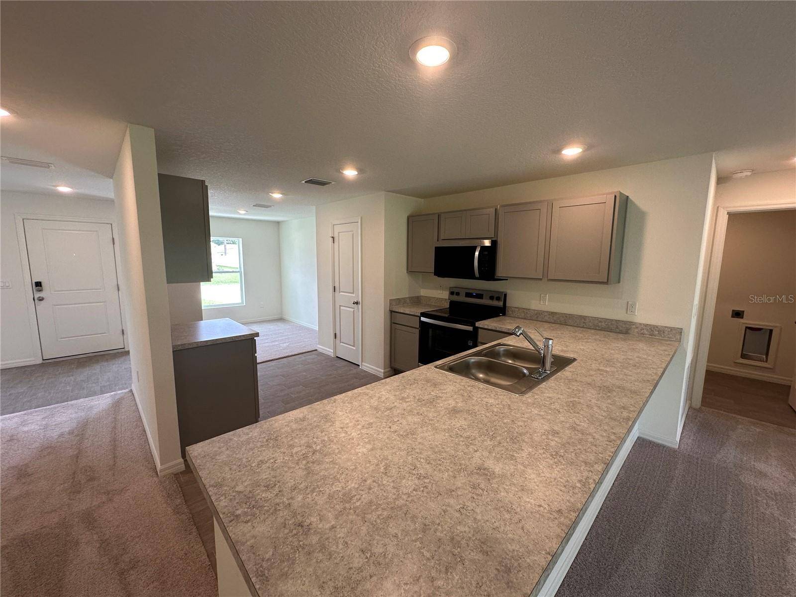 6 REINE PL, Palm Coast, FL 32164
