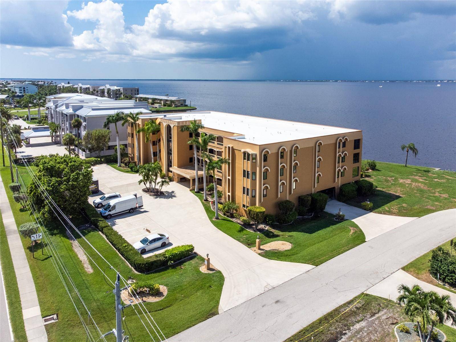1601 PARK BEACH CIR #18, Punta Gorda, FL 33950