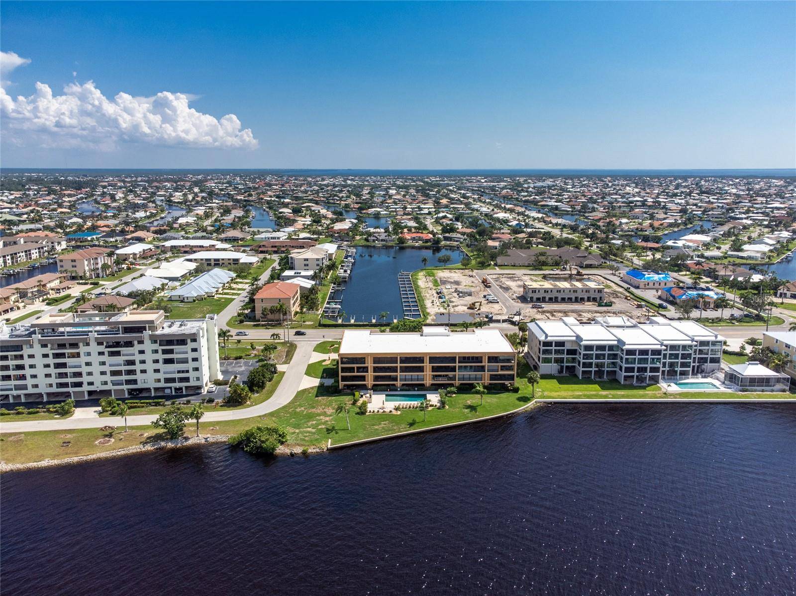 1601 PARK BEACH CIR #18, Punta Gorda, FL 33950