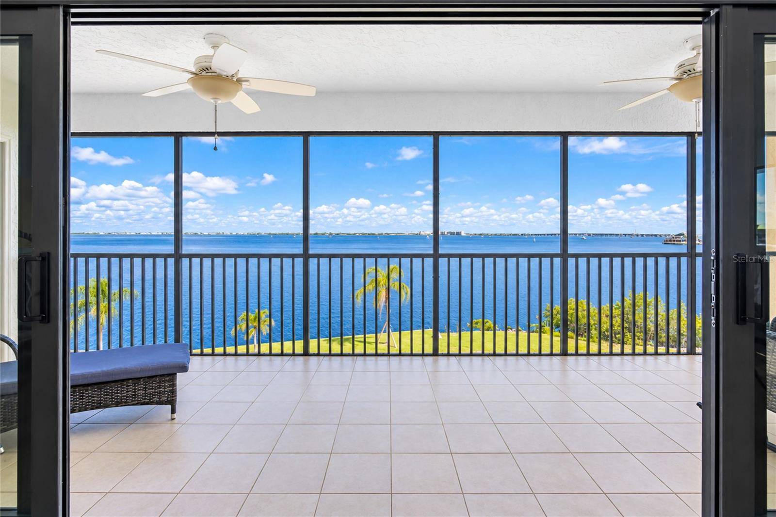 1601 PARK BEACH CIR #18, Punta Gorda, FL 33950