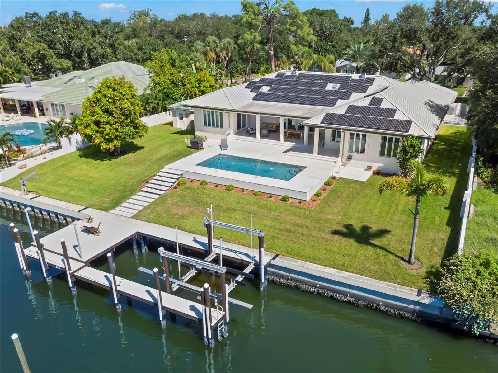 4130 42ND AVE S, St Petersburg, FL 33711