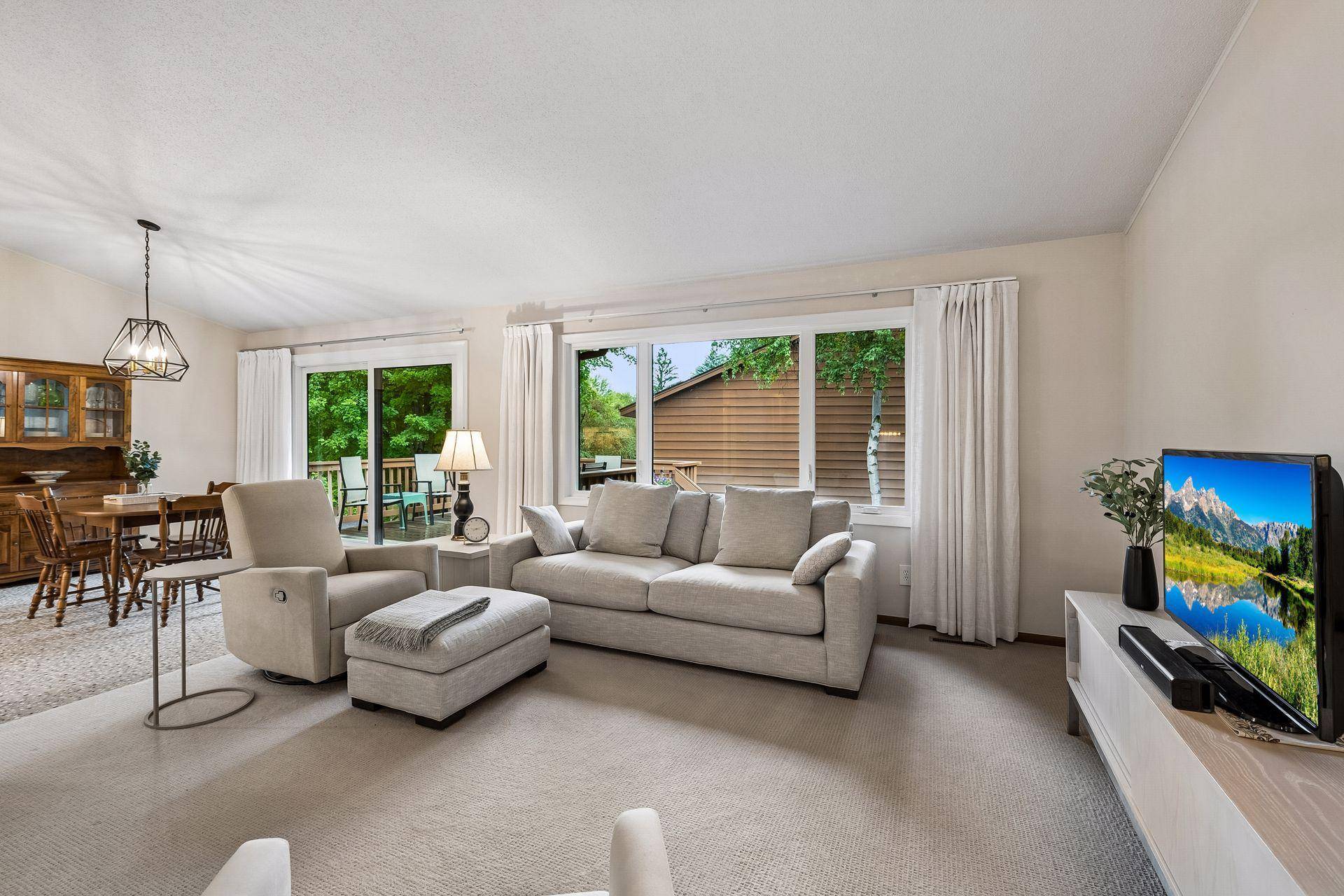 6941 Edenvale BLVD, Eden Prairie, MN 55346