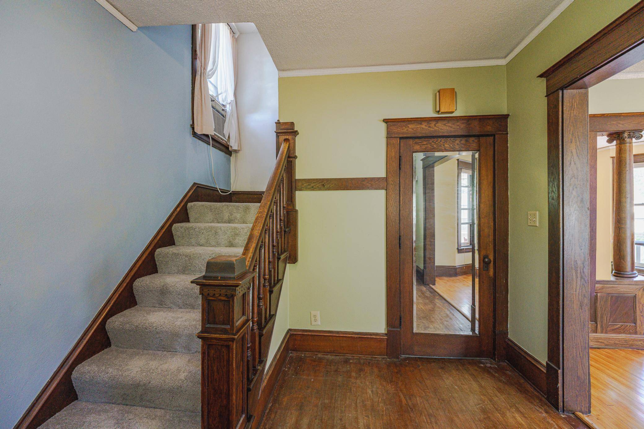 1259 Minnehaha AVE W, Saint Paul, MN 55104