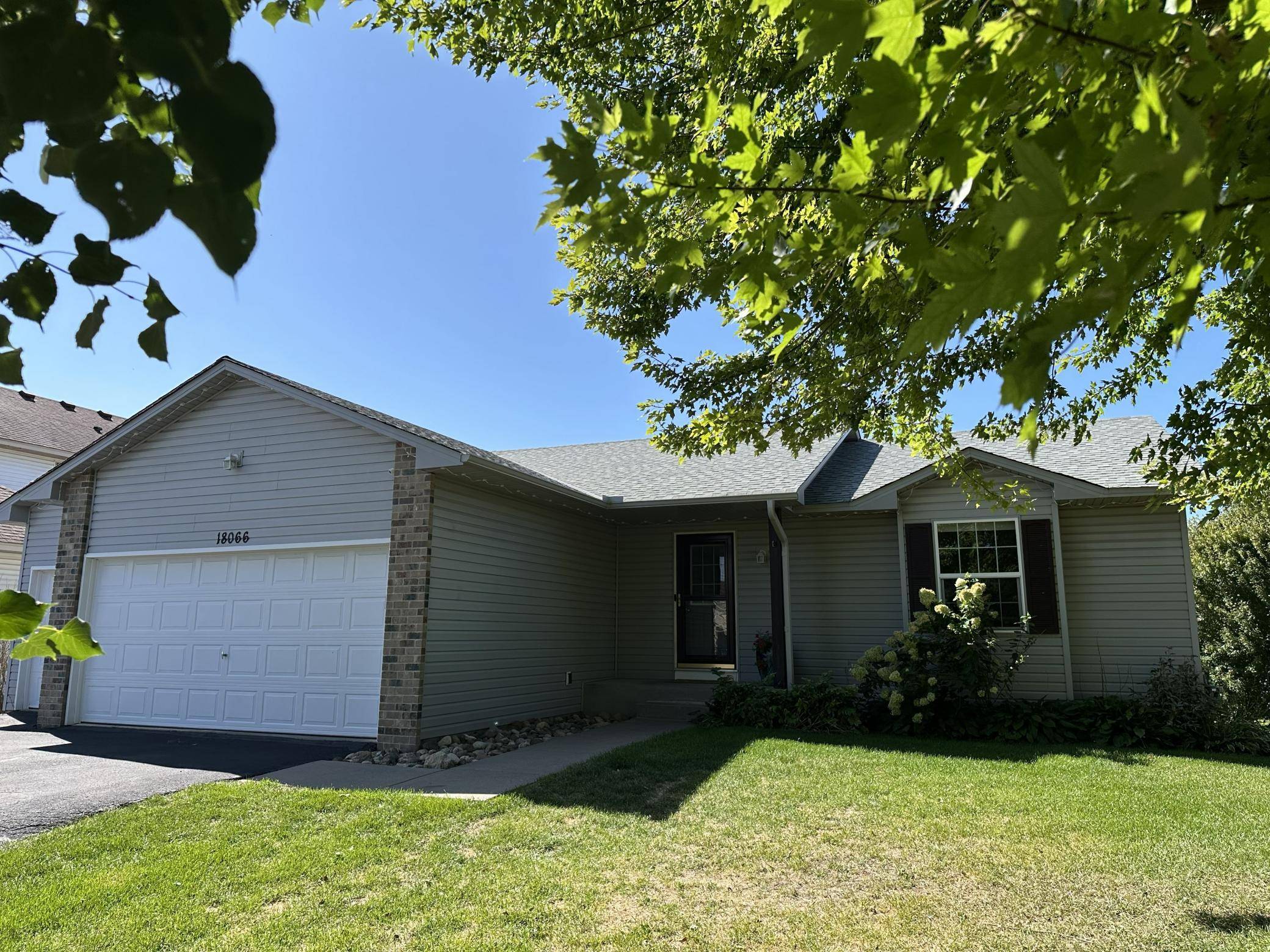 18066 Lincoln CIR NW, Elk River, MN 55330