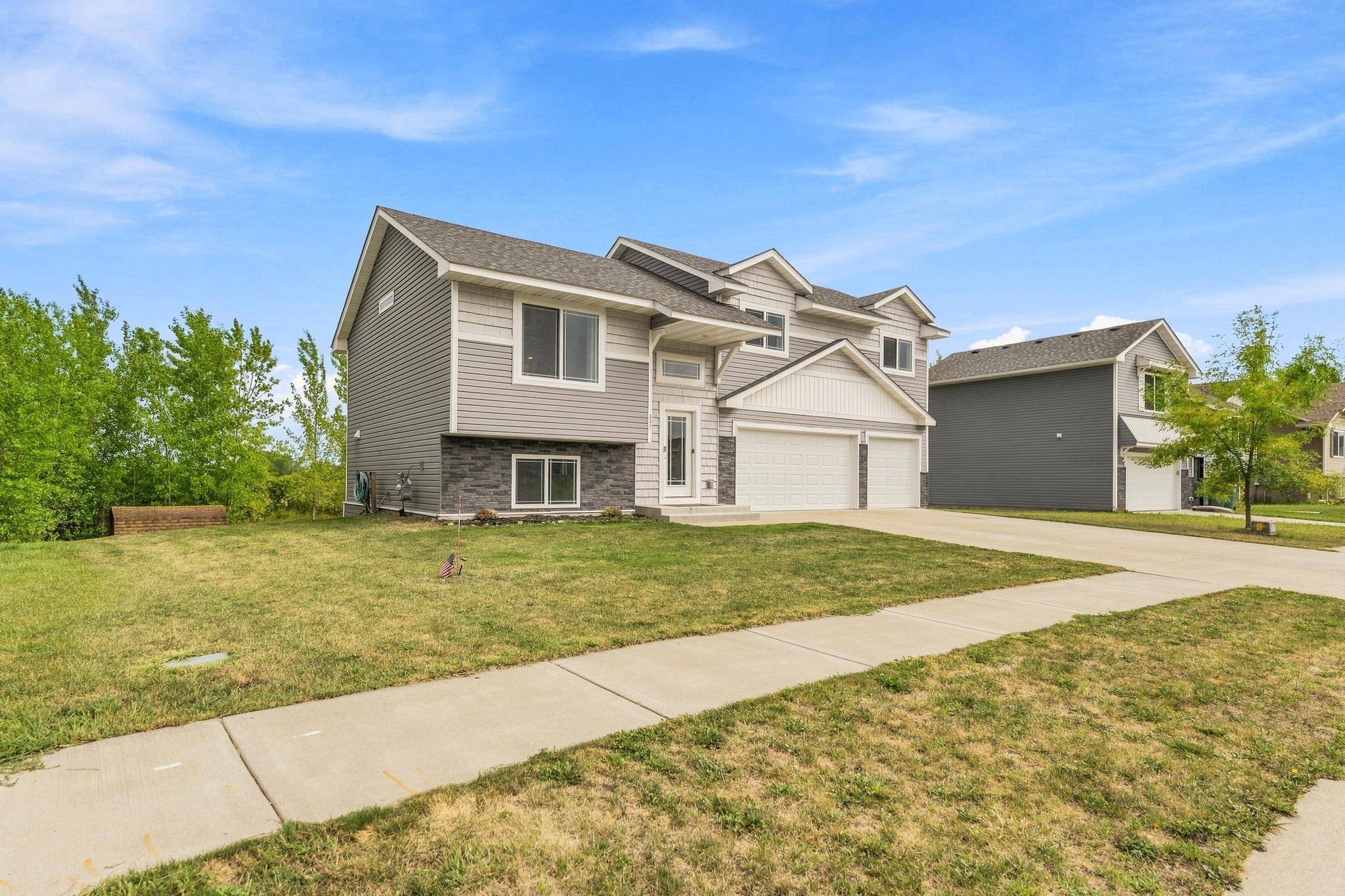 645 Highview LOOP SE, Pine City, MN 55063