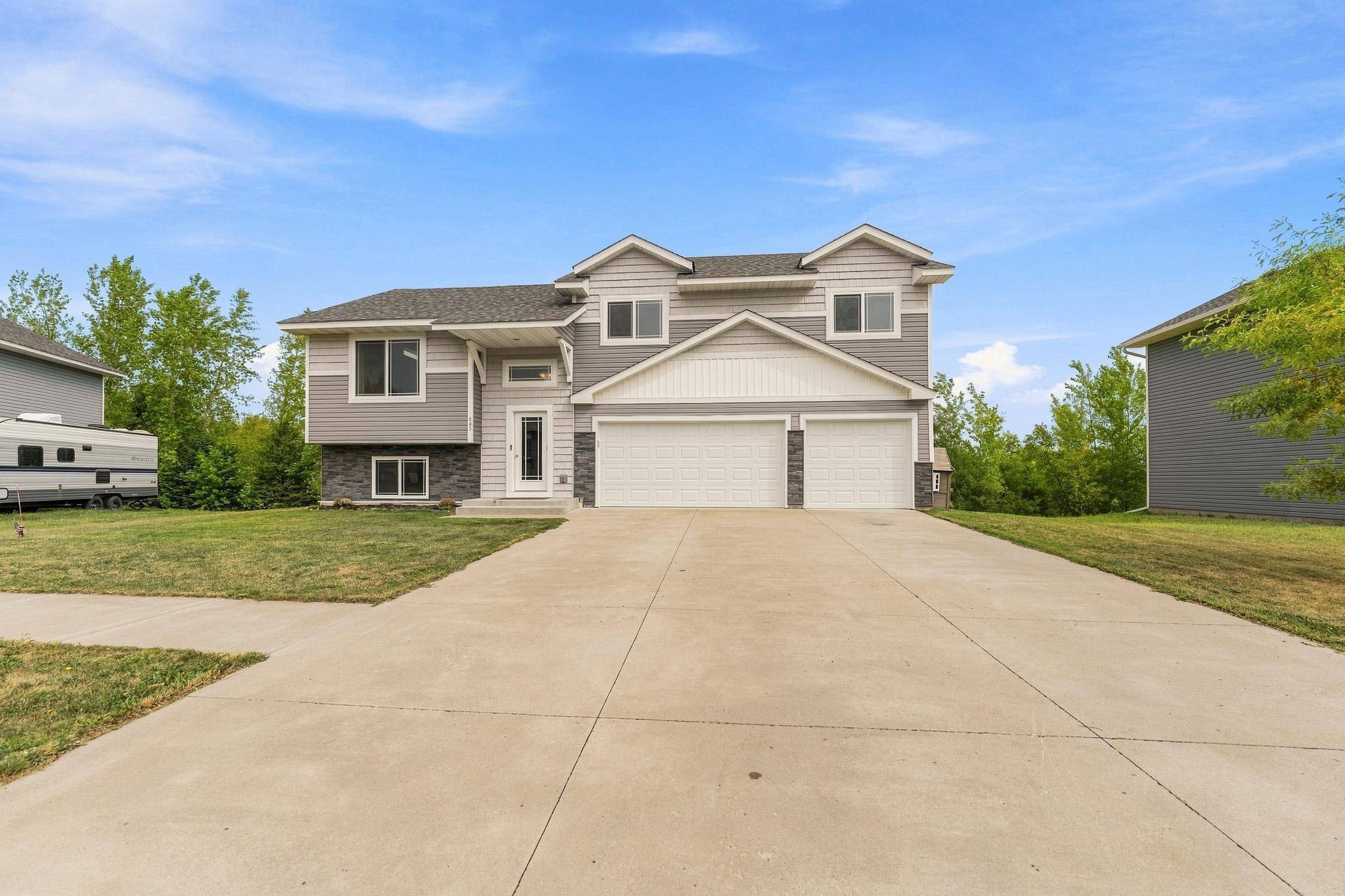 645 Highview LOOP SE, Pine City, MN 55063