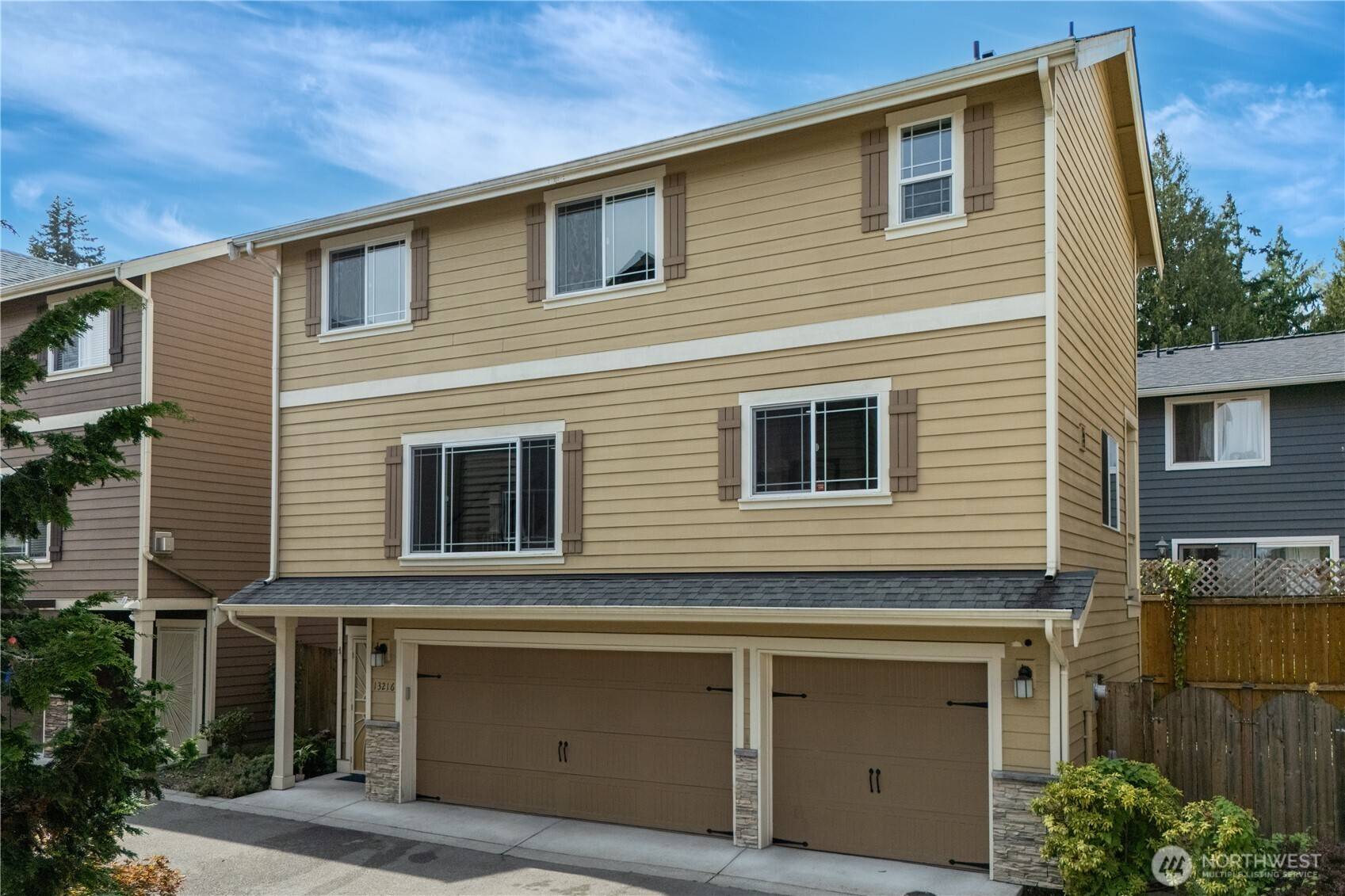 13216 33rd PL W #3, Lynnwood, WA 98087