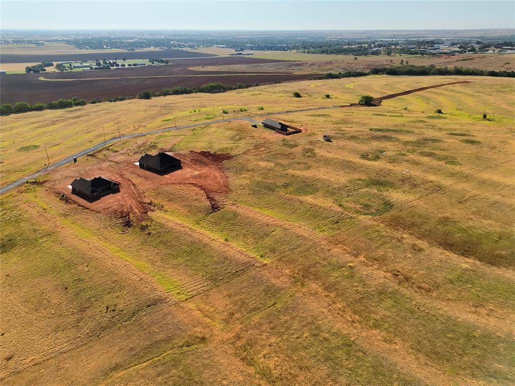 20 Lawter RD, Weatherford, OK 73096