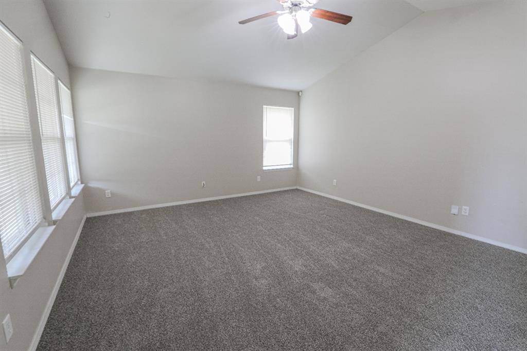 2705 NW 187th TER, Edmond, OK 73012