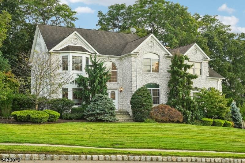 16 Apple Ln, Wayne Twp., NJ 07470