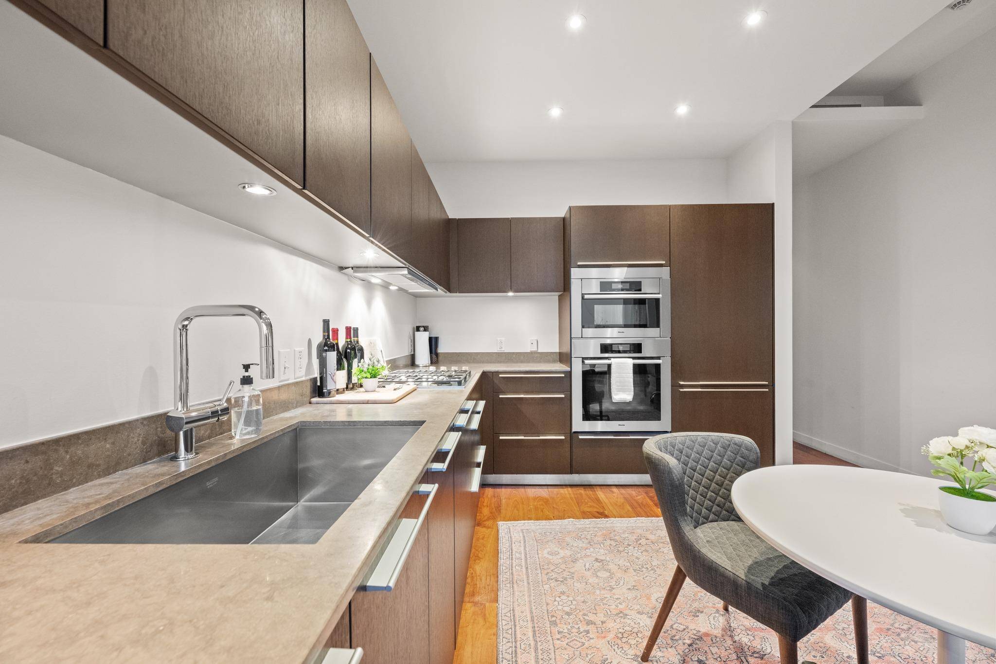 210 Lavaca ST #1902, Austin, TX 78701