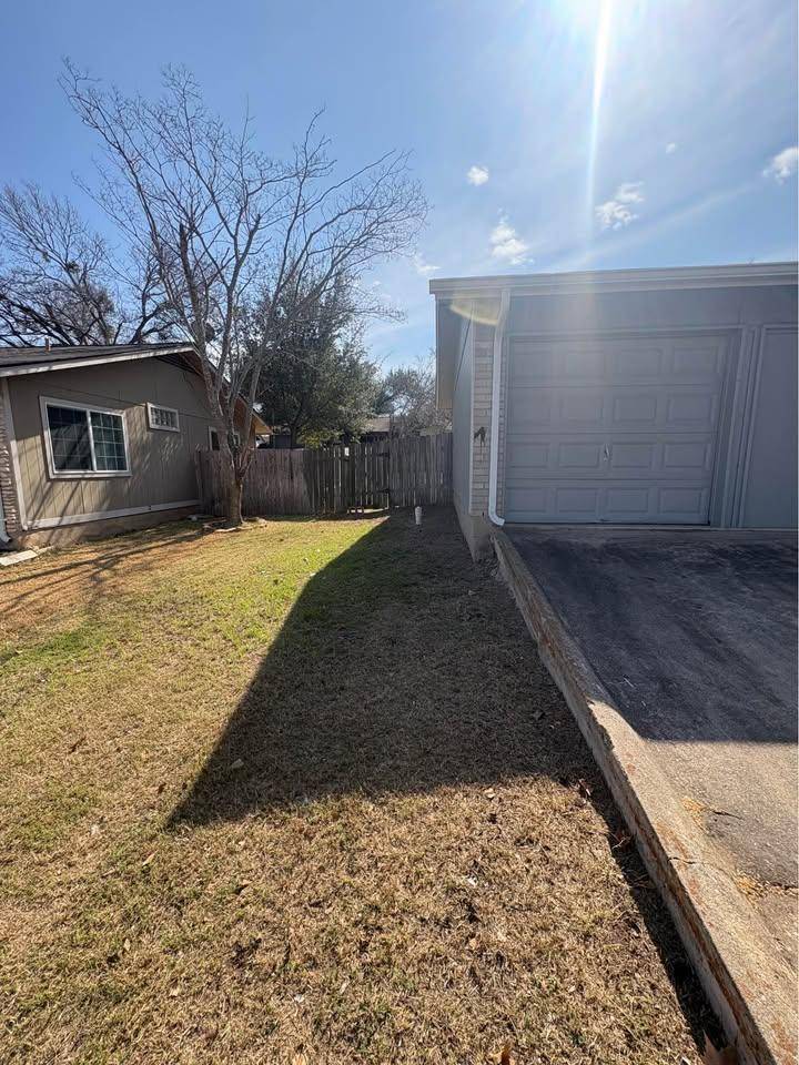 4009 Hillside DR, Round Rock, TX 78681