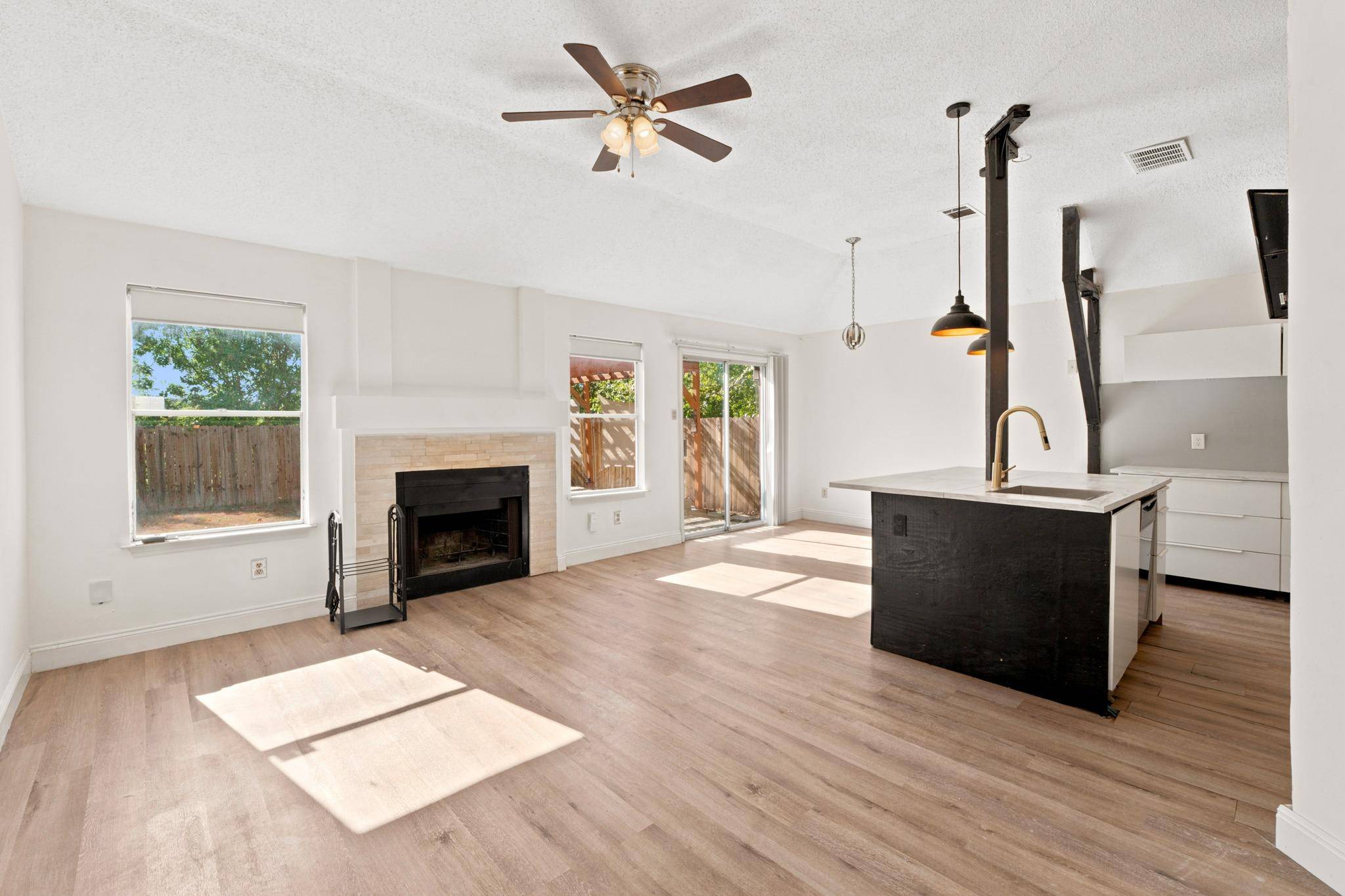 12501 Fallen Tower LN, Austin, TX 78753