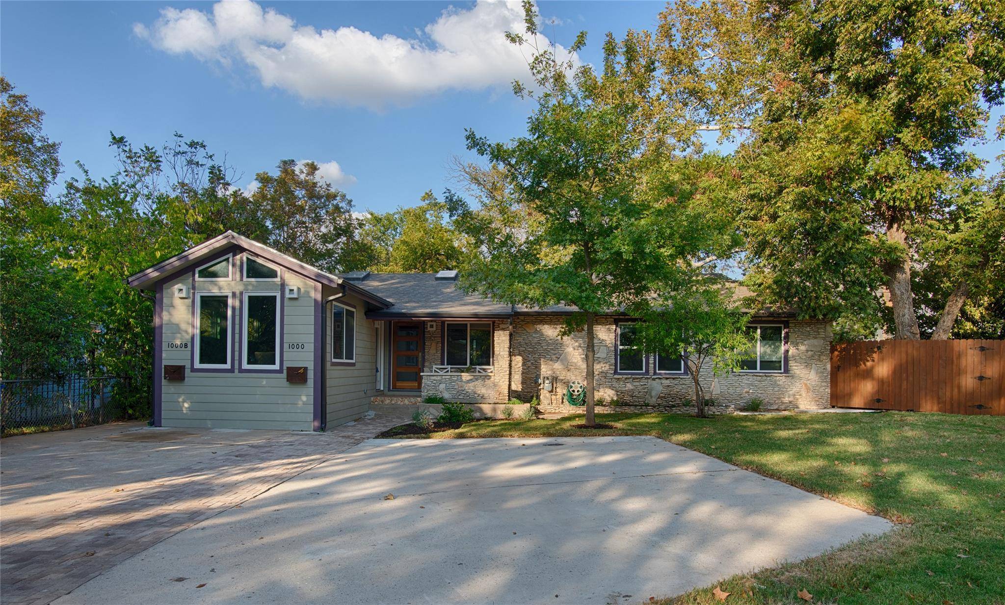 1000 W Saint Johns Ave, Austin, TX 78757