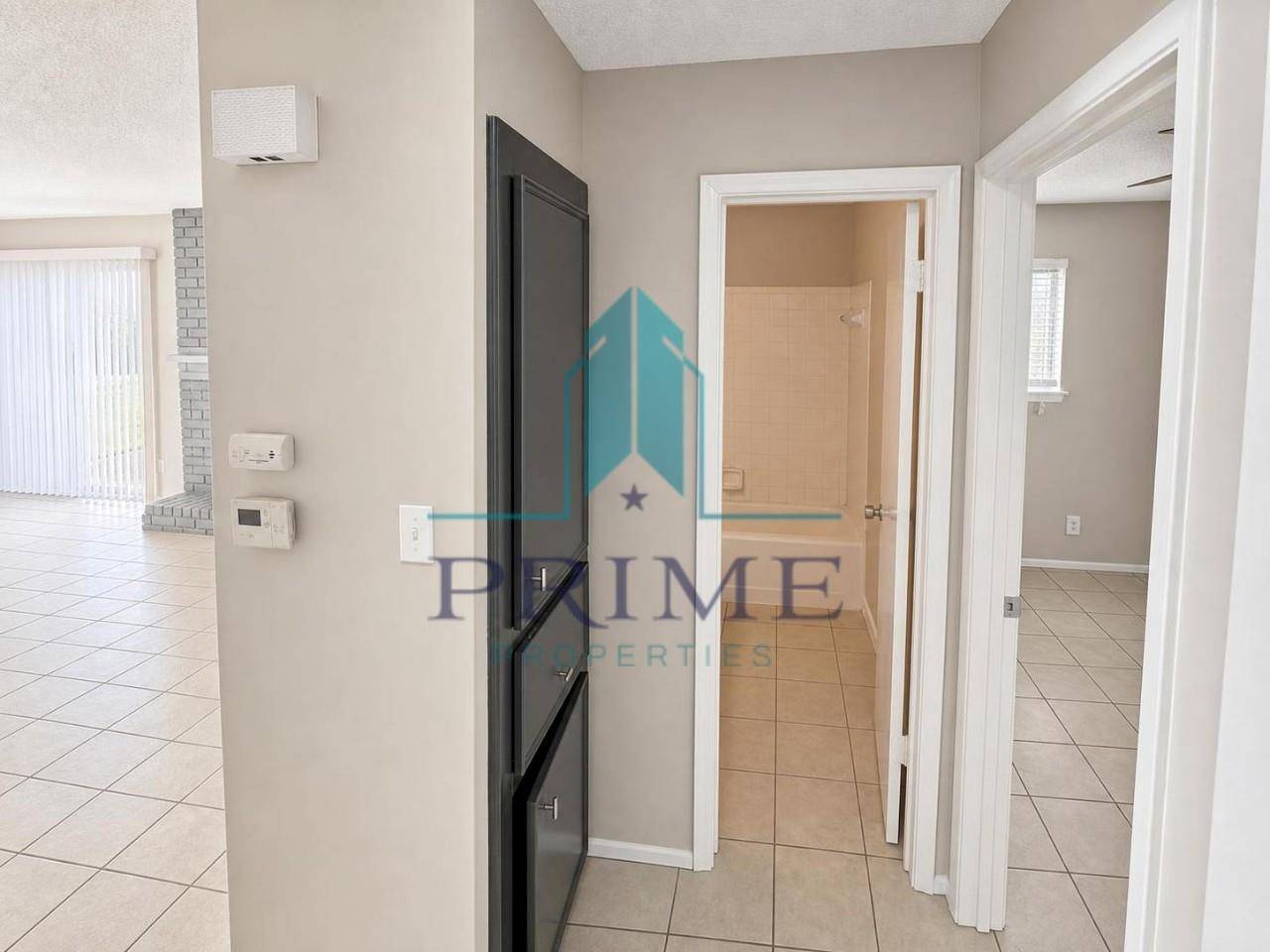 9900 Randall DR, Austin, TX 78753