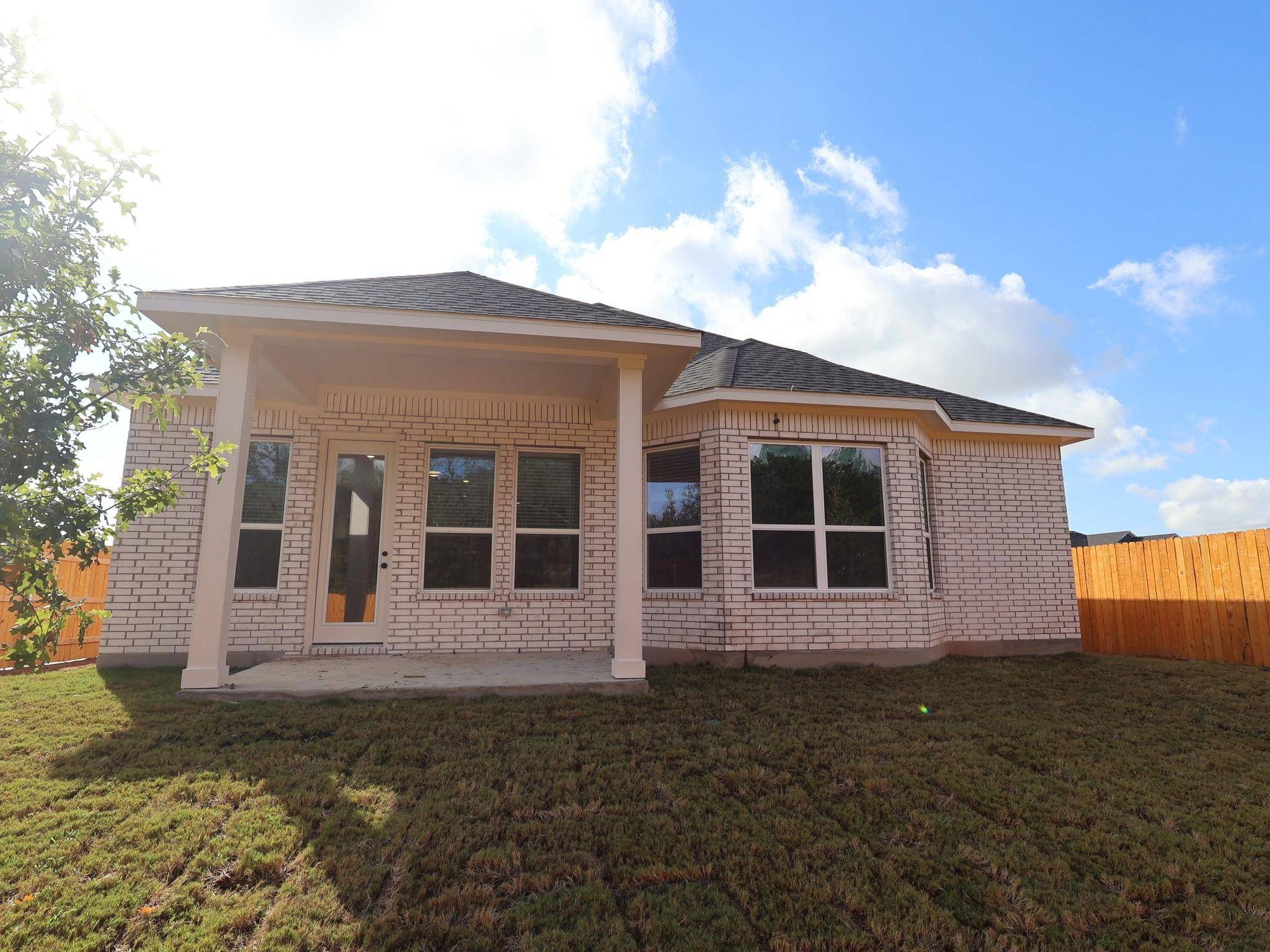 296 Champ Ave, Buda, TX 78610