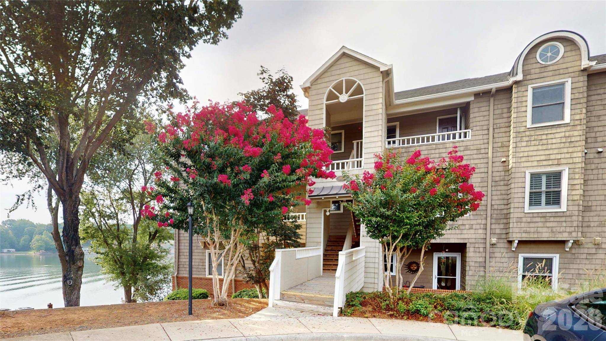 9816 Emerald Point DR #5, Charlotte, NC 28278