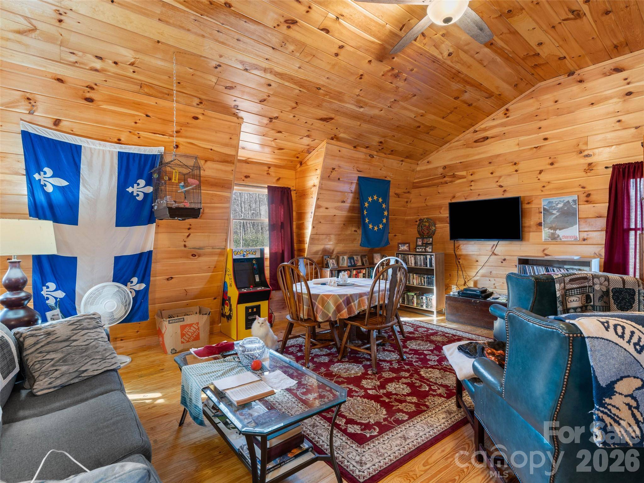 252 Idylwild LN, Black Mountain, NC 28711