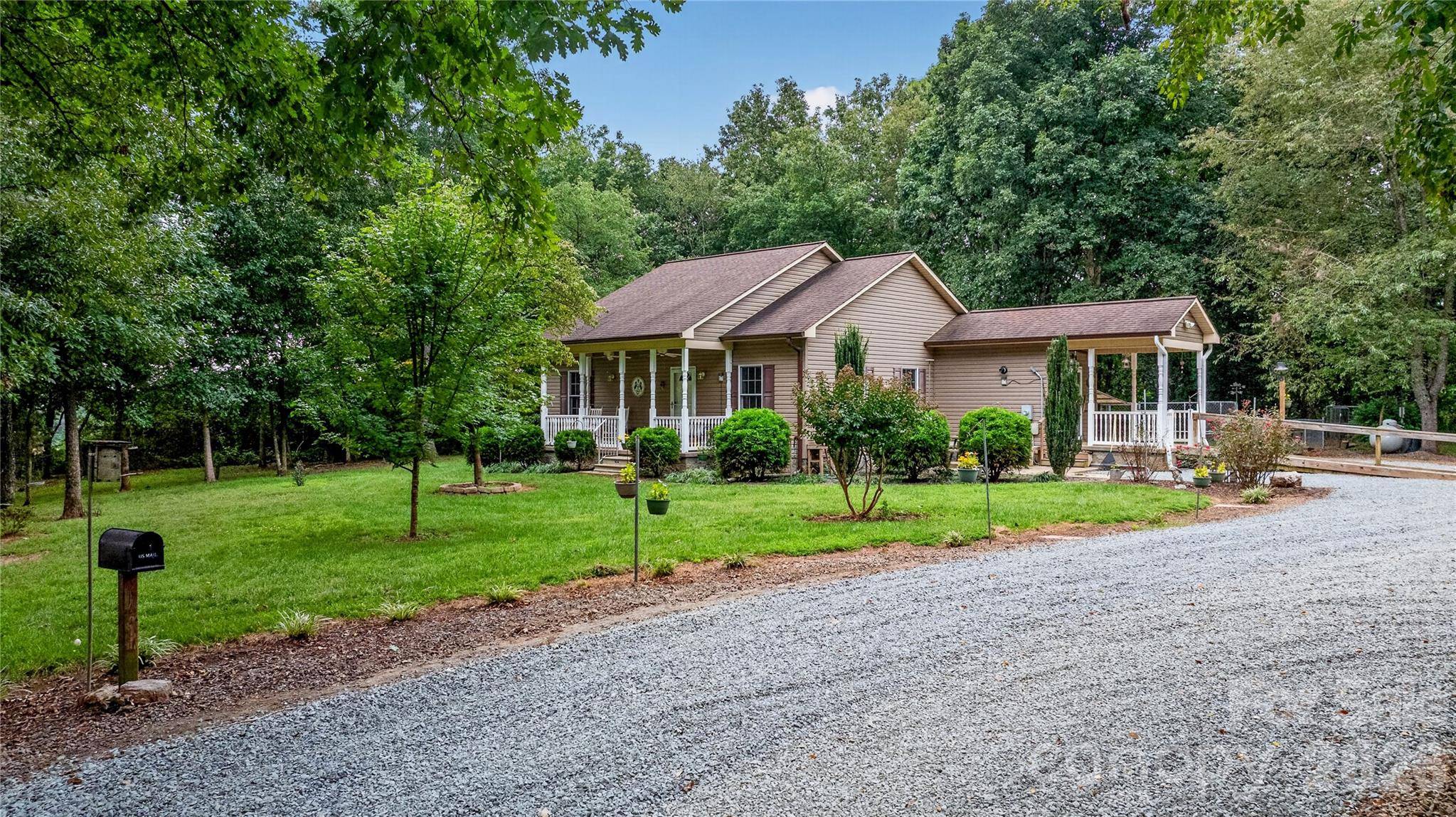 123 Trumpet Branch RD, Olin, NC 28660